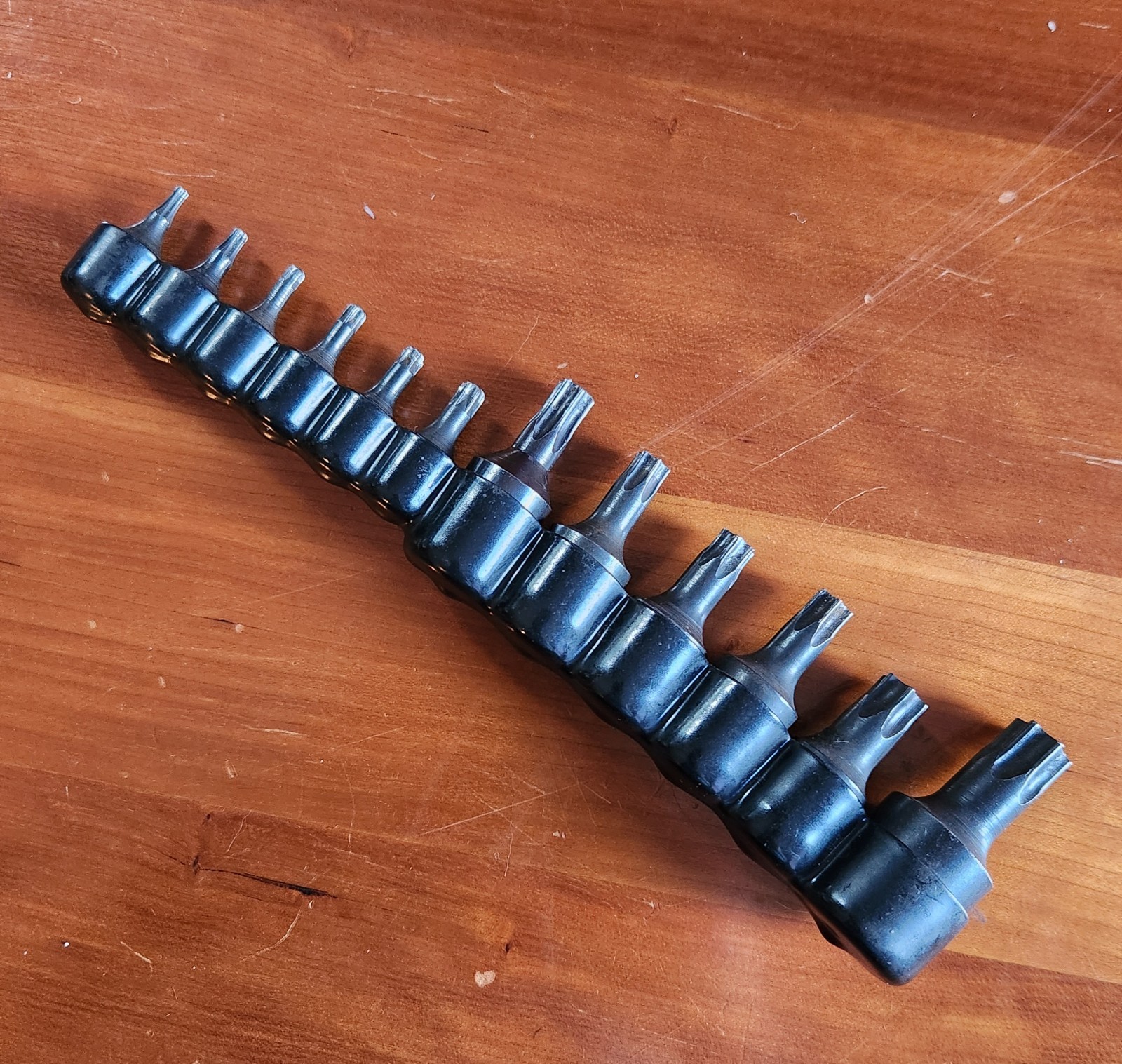 Lisle Tools USA Torx Bit Set 11 Pc. T10 thru T60 in Holder MISSING T40 Extra T50