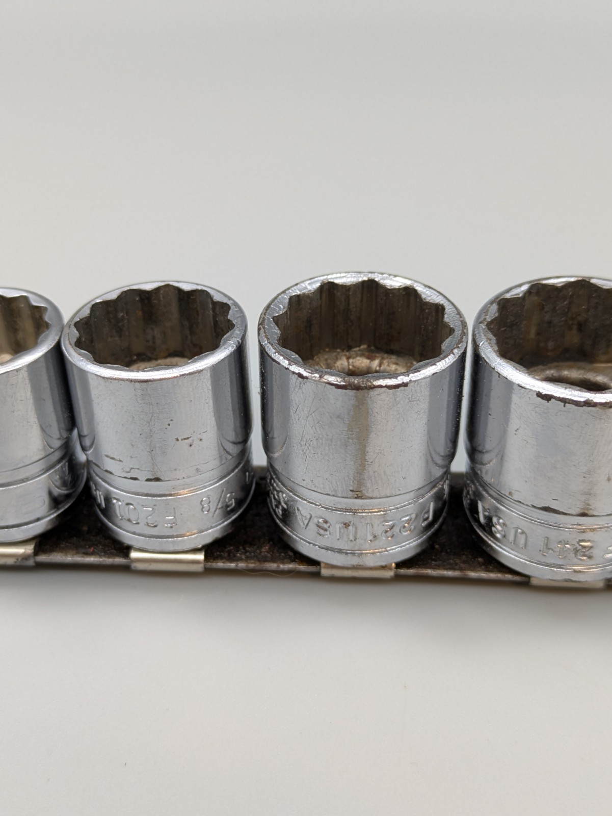 Snap On 10pc 3/8″ Driver 12pt Metric Socket Set 5/16 to 7/8