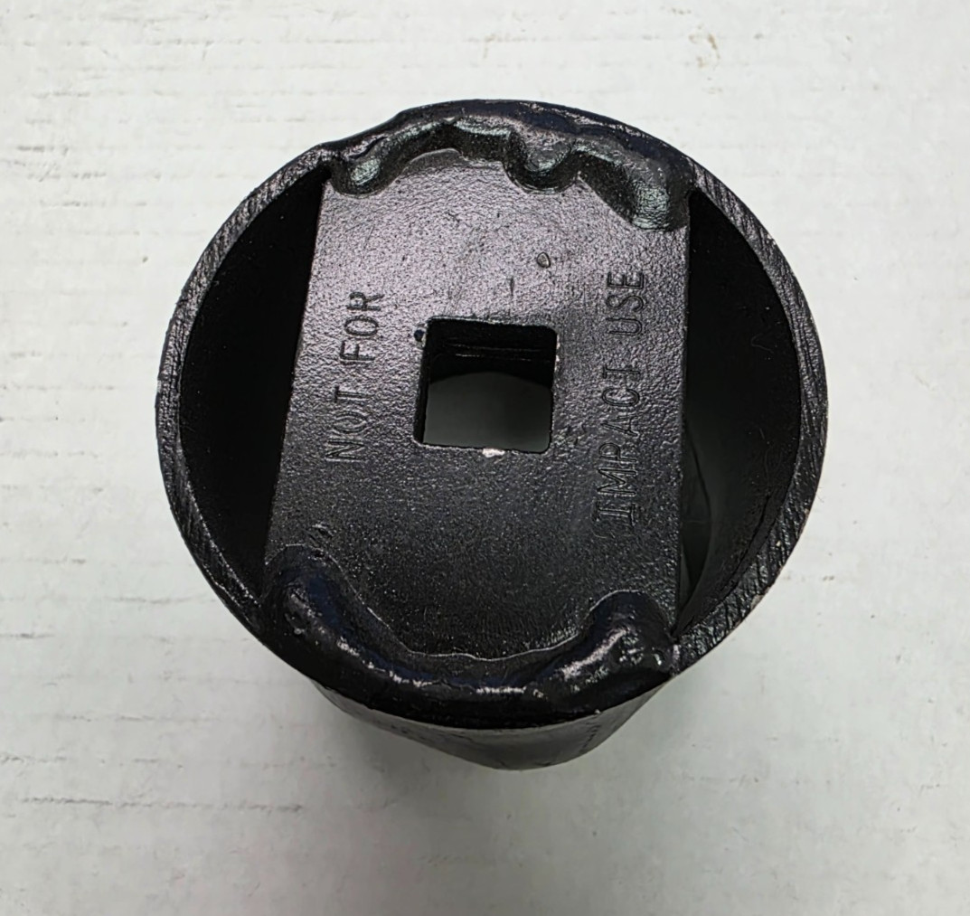 205-348 Wheel Bearing Locknut Socket (2-1/2″ Round Hex)