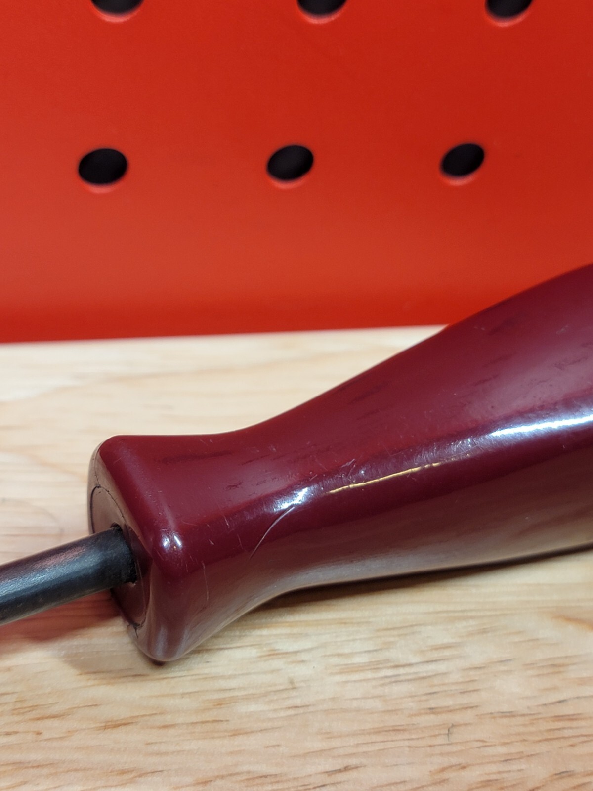 MATCO Tools SDMT27 T27 Torx Burgundy Hard Handle Driver