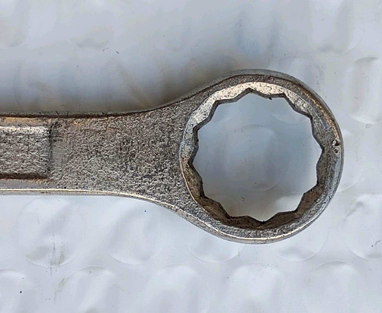 PLUMB 1130, 9/16″ x 5/8″ DOUBLE BOX WRENCH, 7.75″ LONG, OFFSET, 12 POINT.