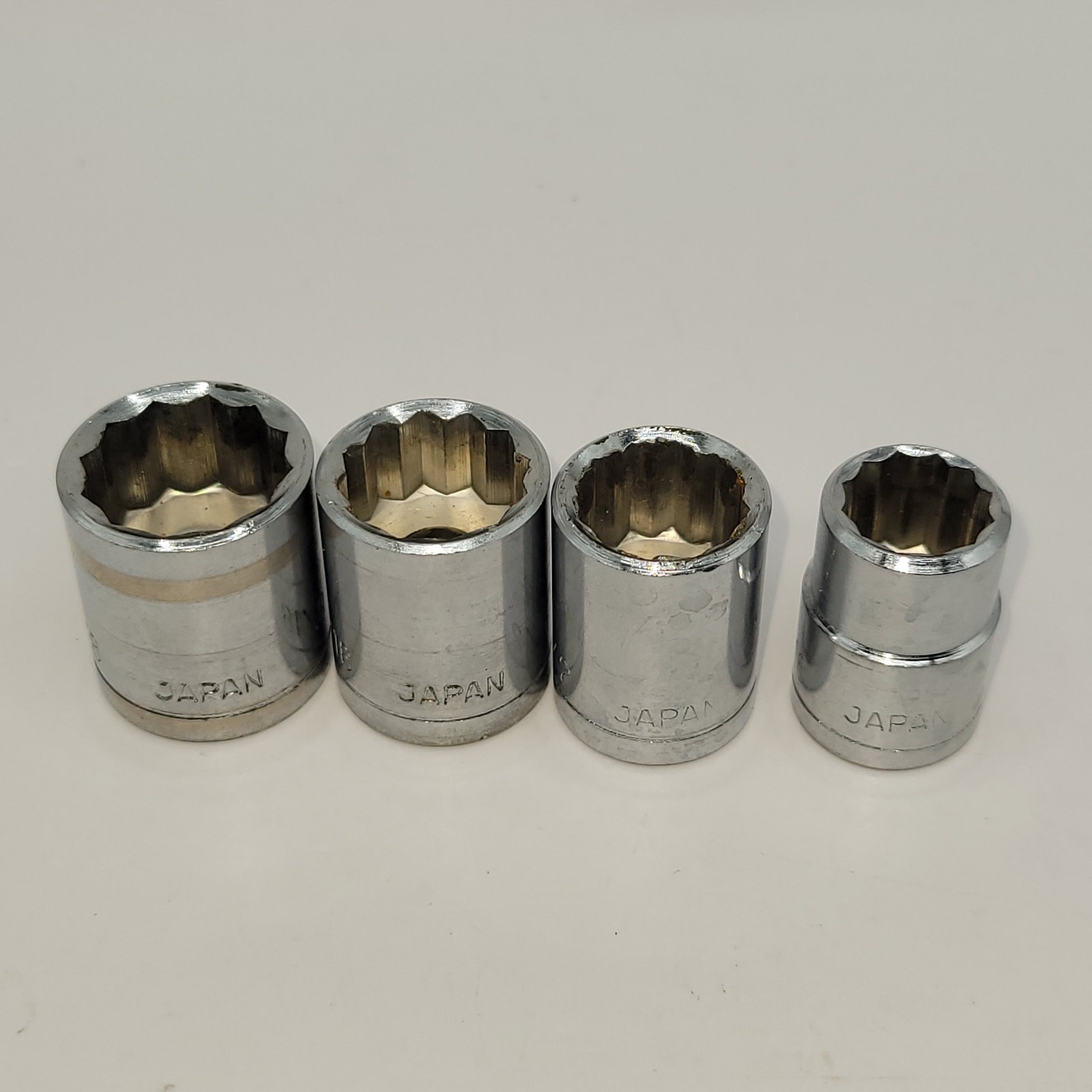 4 X 3/8″ drive sockets 12 Point SAE 5/8″ 9/16″ 1/2″ 7/16″ – Japan
