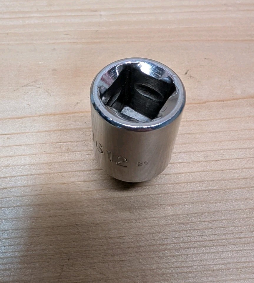 Mac Tools 1/2″ Drive to 3/8″ Drive Socket Adapter A1612 Chrome 1/2″-3/8″ USA