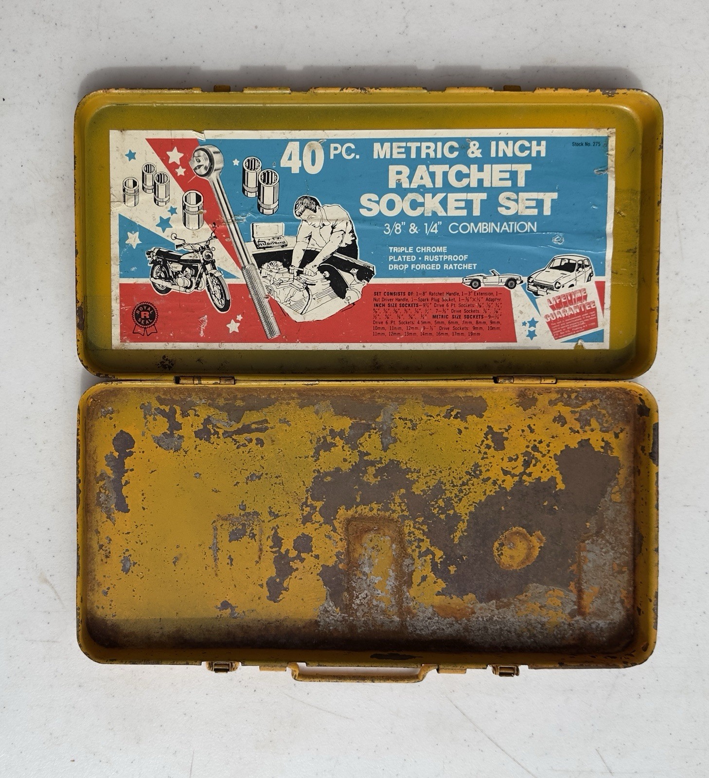 VINTAGE ROYAL TOOLS 40 PC RATCHET & SOCKET SET SAE – METRIC NO 275 “CASE ONLY”