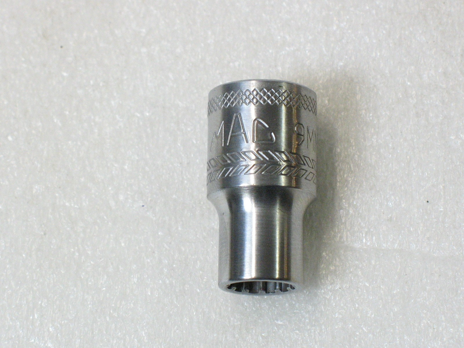 MAC Tools 3/8″ Drive 9mm Shallow Chrome Spline Socket X9SMMR