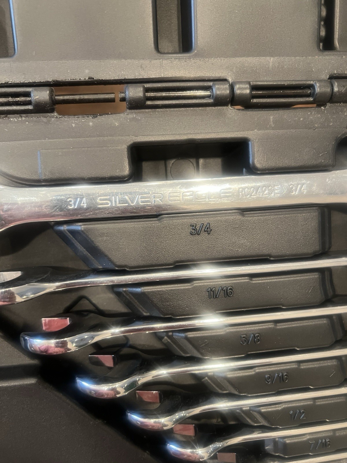 Silver Eagle by Matco Tools 8-Piece SAE Combination Wrench Set – 5/16 thru 3/4/u