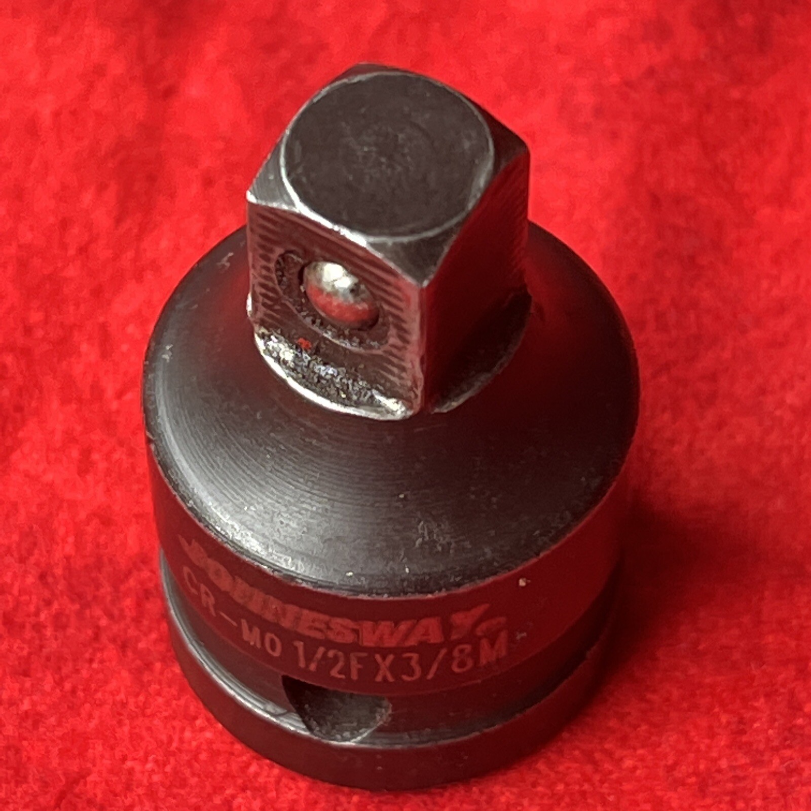 JONNESWAY CR-MO 1/2F x 3/8M SOCKET ADAPTER (t44)