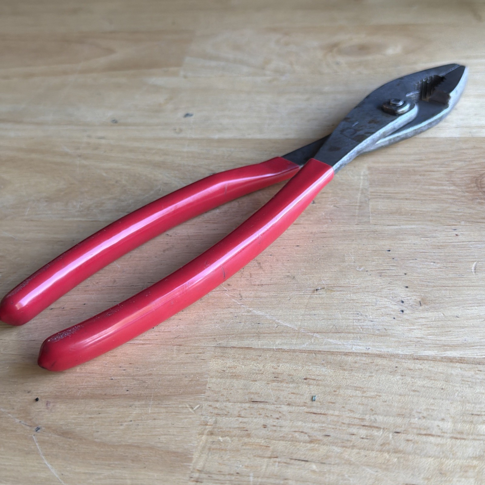 Mac Tools 10″ Adjustable Slip Joint Pliers Red Handle P301950 READ!