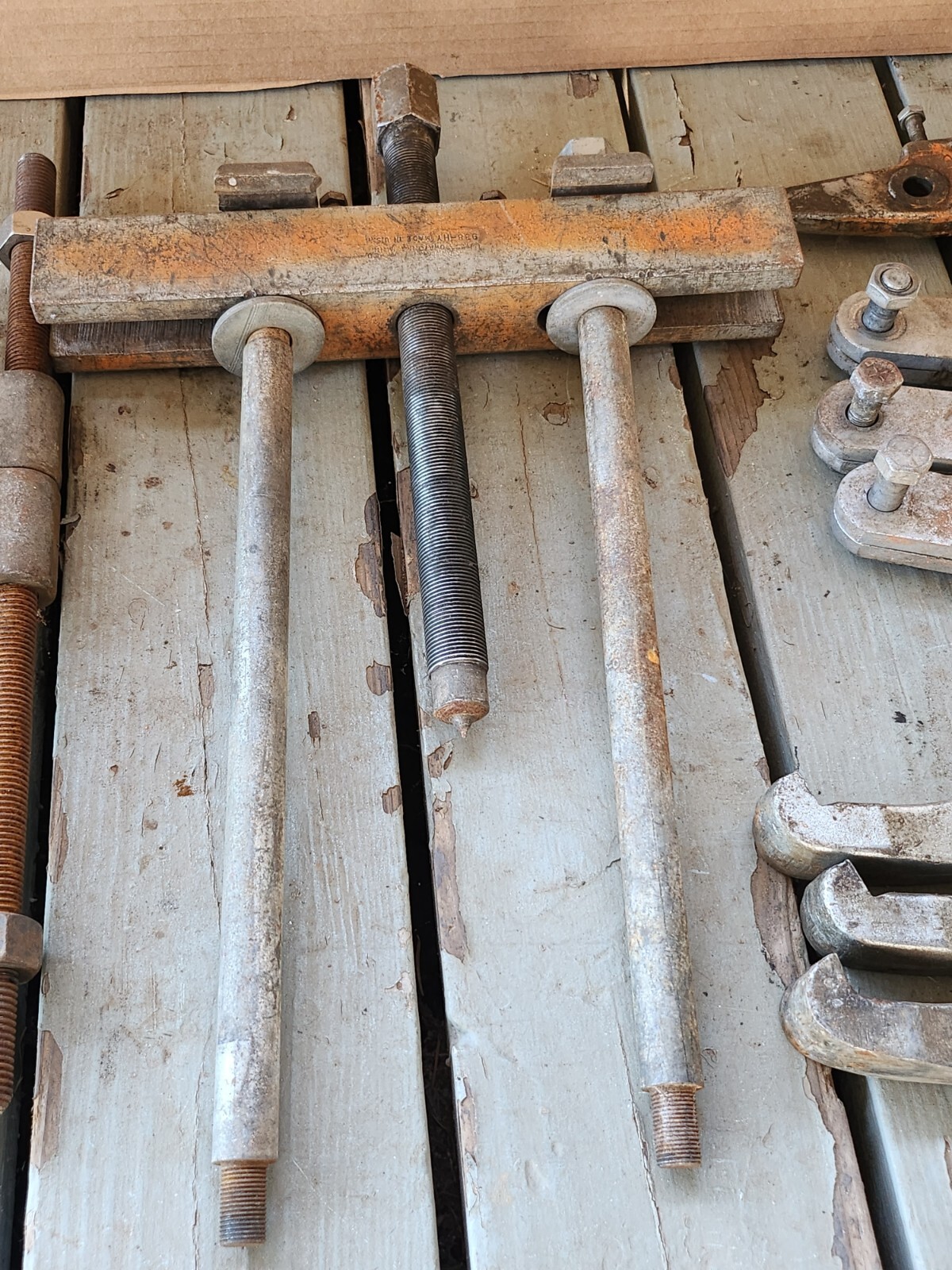 OTC 17-1/2 Ton Puller Set TO MOUNT on OTC 4180 17-1/2 Ton Power Twin Ram *READ*