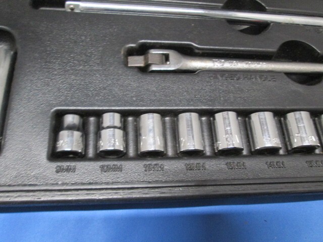 K-D Tools 3/8″ Drive 20 Piece Ratchet & 9mm-19mm Socket Set In Case NOS ~ J2