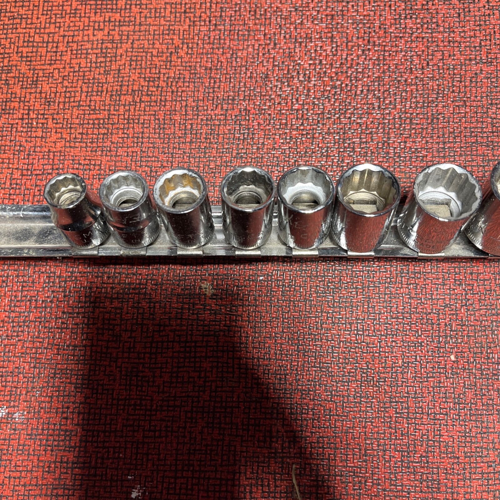 CRAFTSMAN 3/8″ drive 12pt 44301-44313 9mm-19mm Shallow Socket 11 pc Set