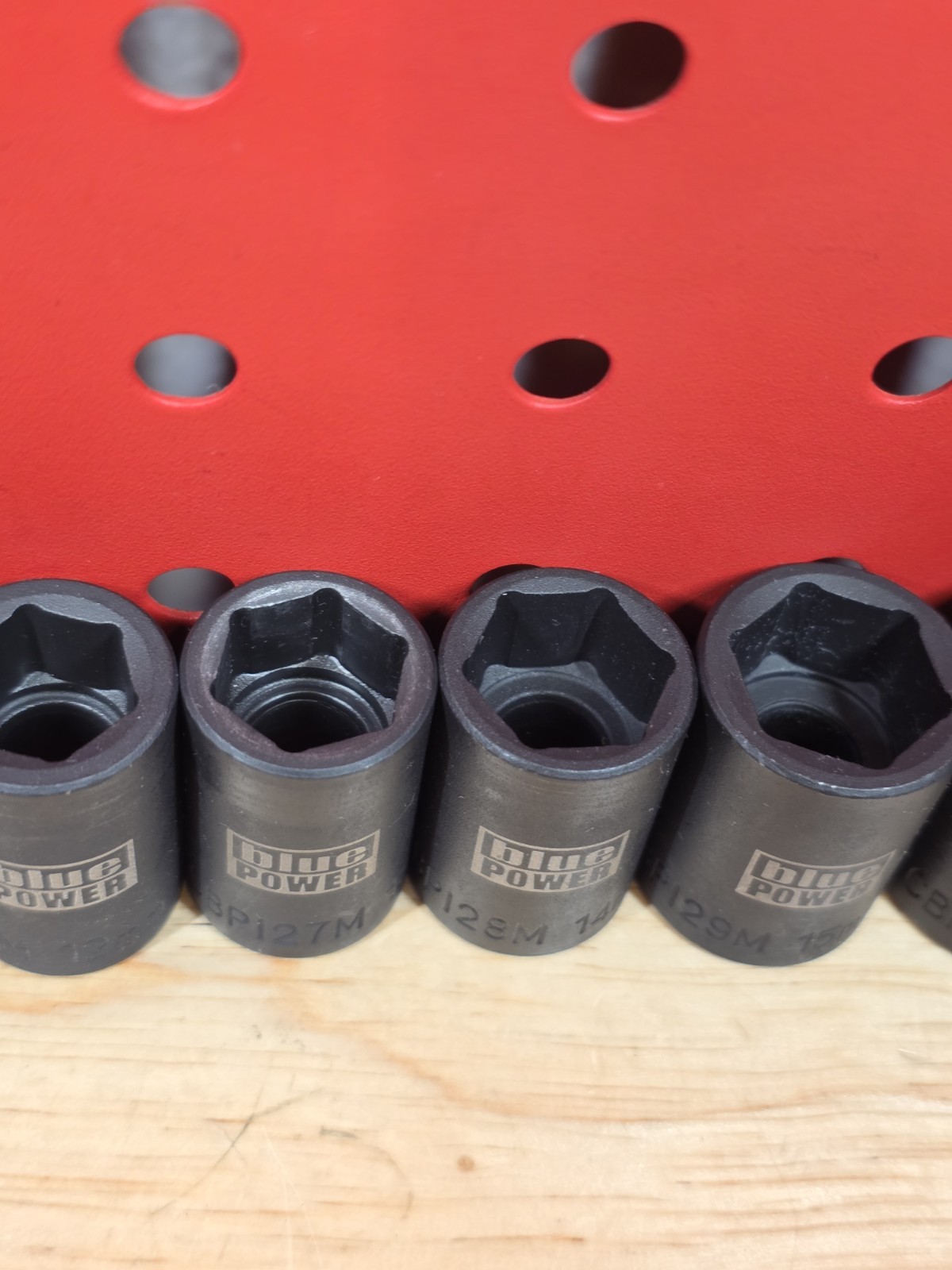 Cornwell Tools 7-19mm 13-Piece 3/8″ Drive 6-Point Metric Shallow Impact Set NICE