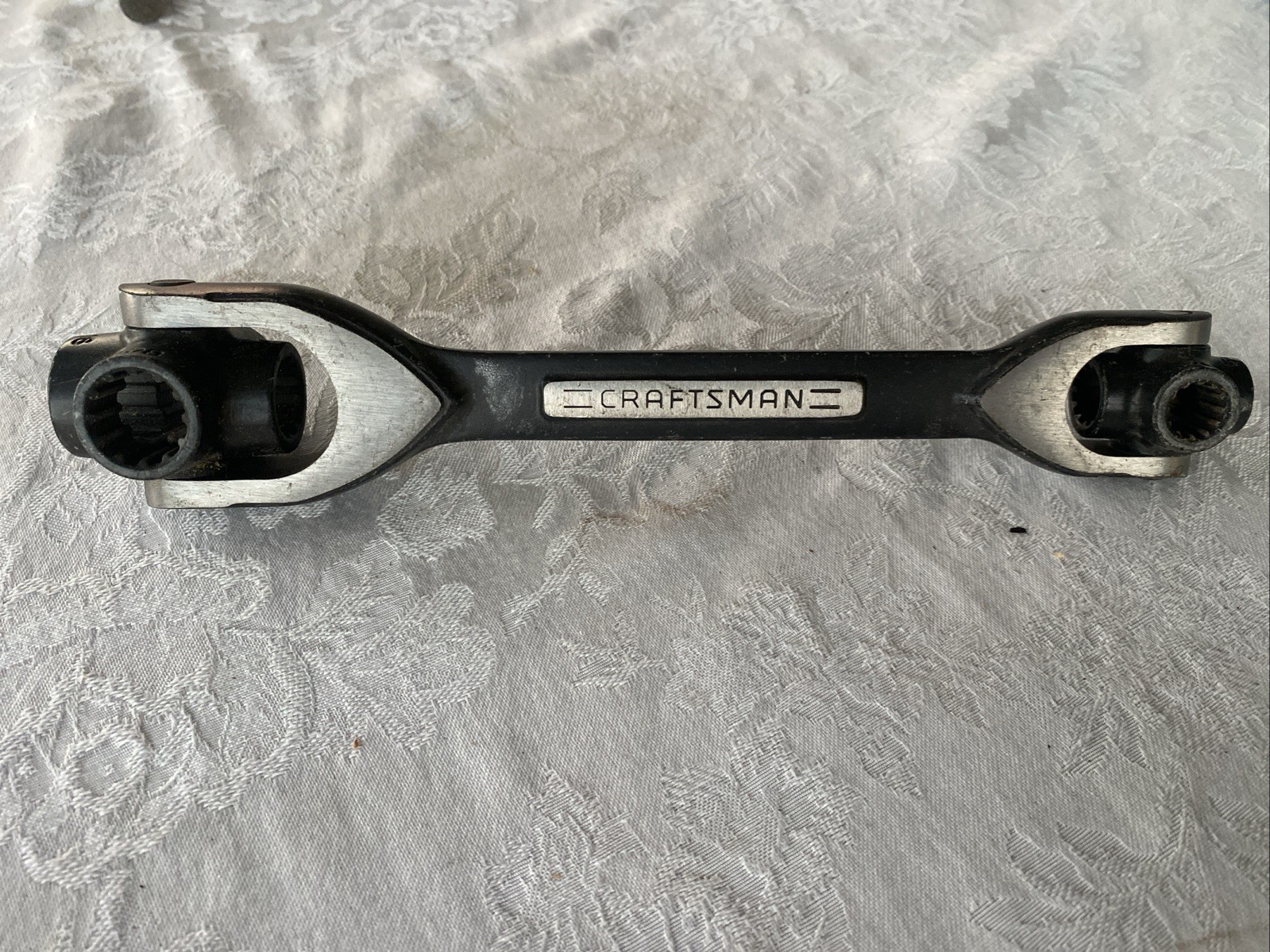 Craftsman 3531 D-AB Dog Bone 16-in-1 Multi-Socket Wrench Universal SAE & Metric