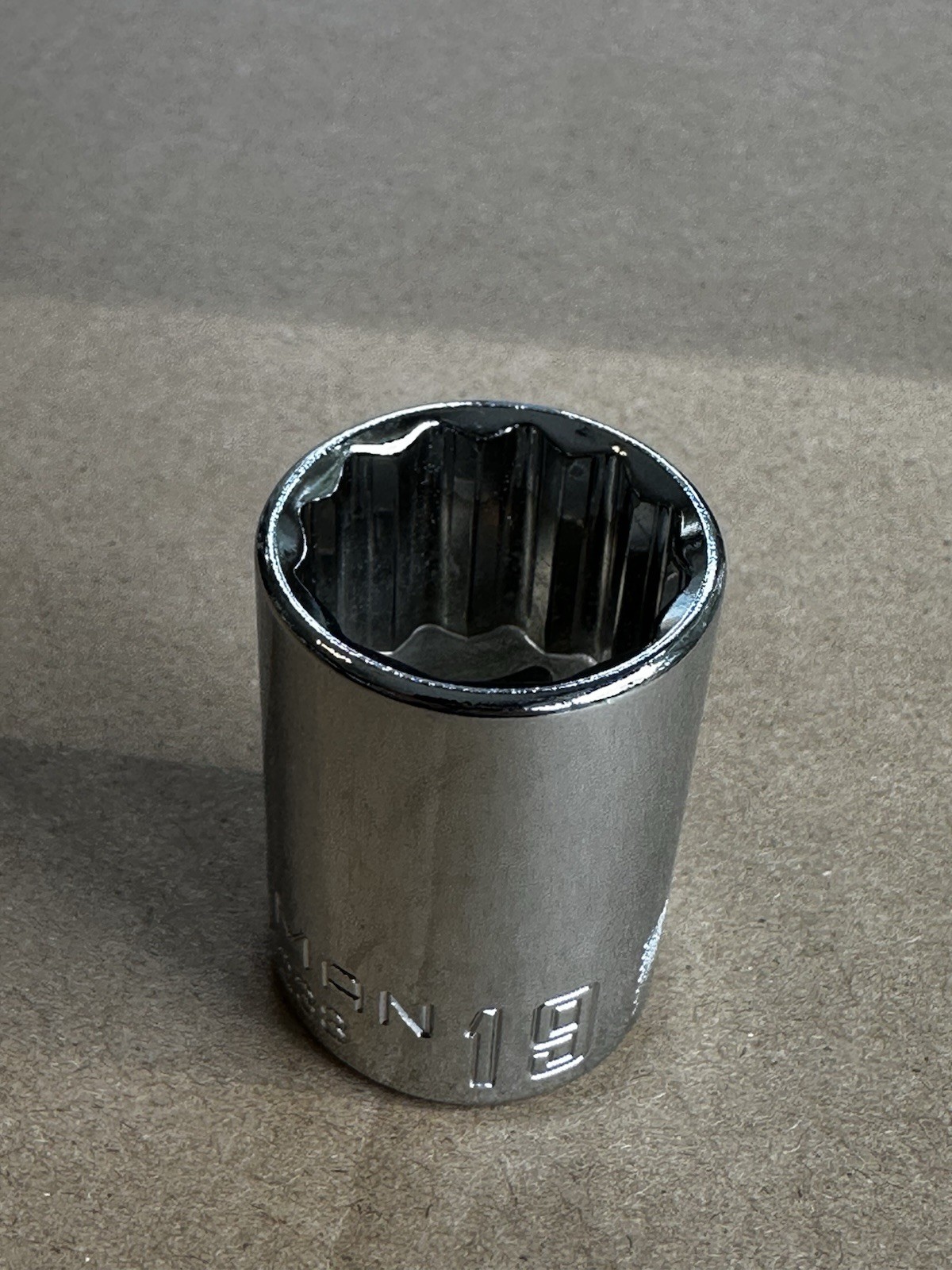 CRAFTSMAN 19mm 1/2″ drive 12pt Socket CMMT44238 Lifetime Warranty. 0130