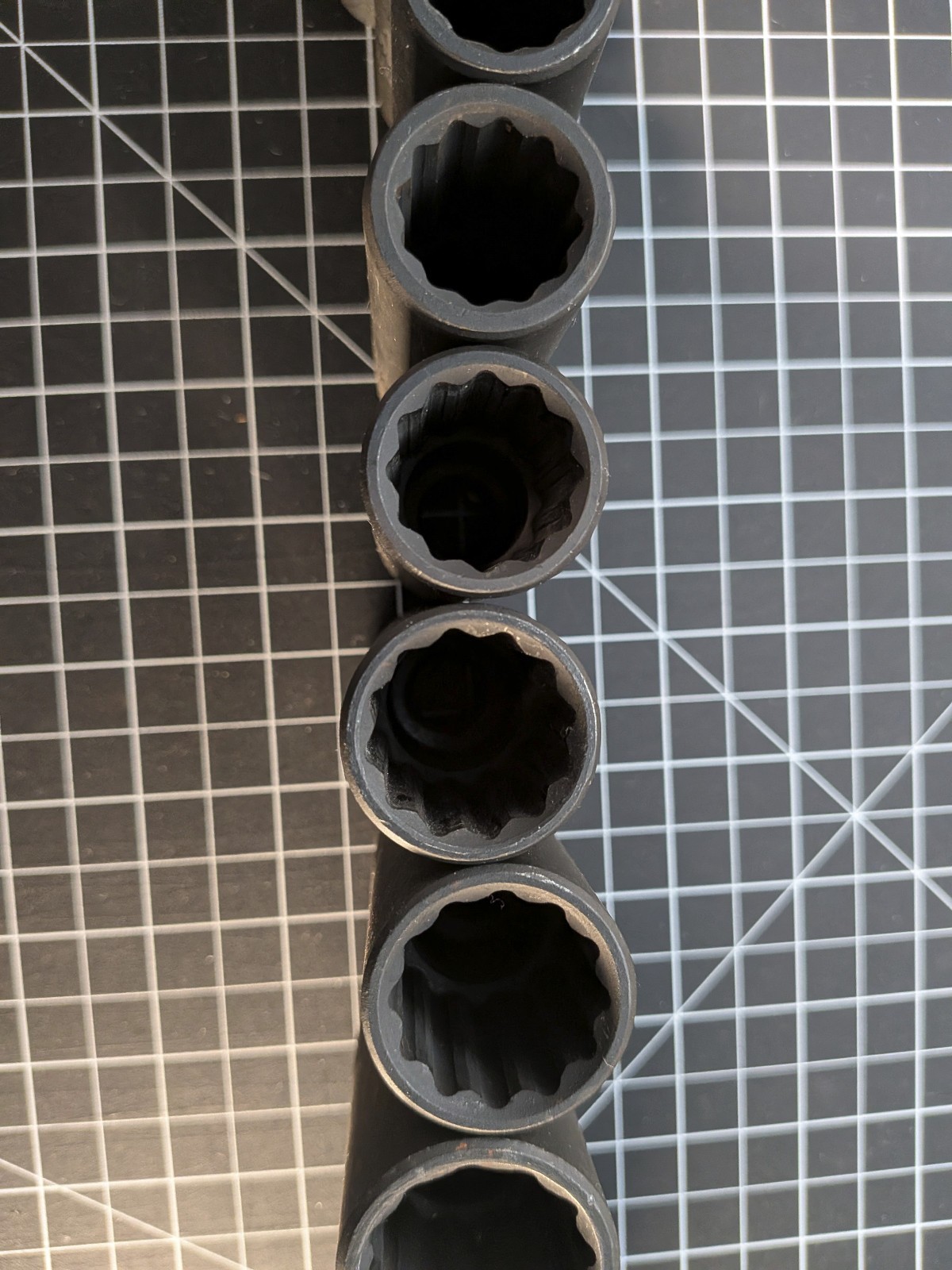 pittsburgh tools 12 point impact socket set 1/2″ drive metric