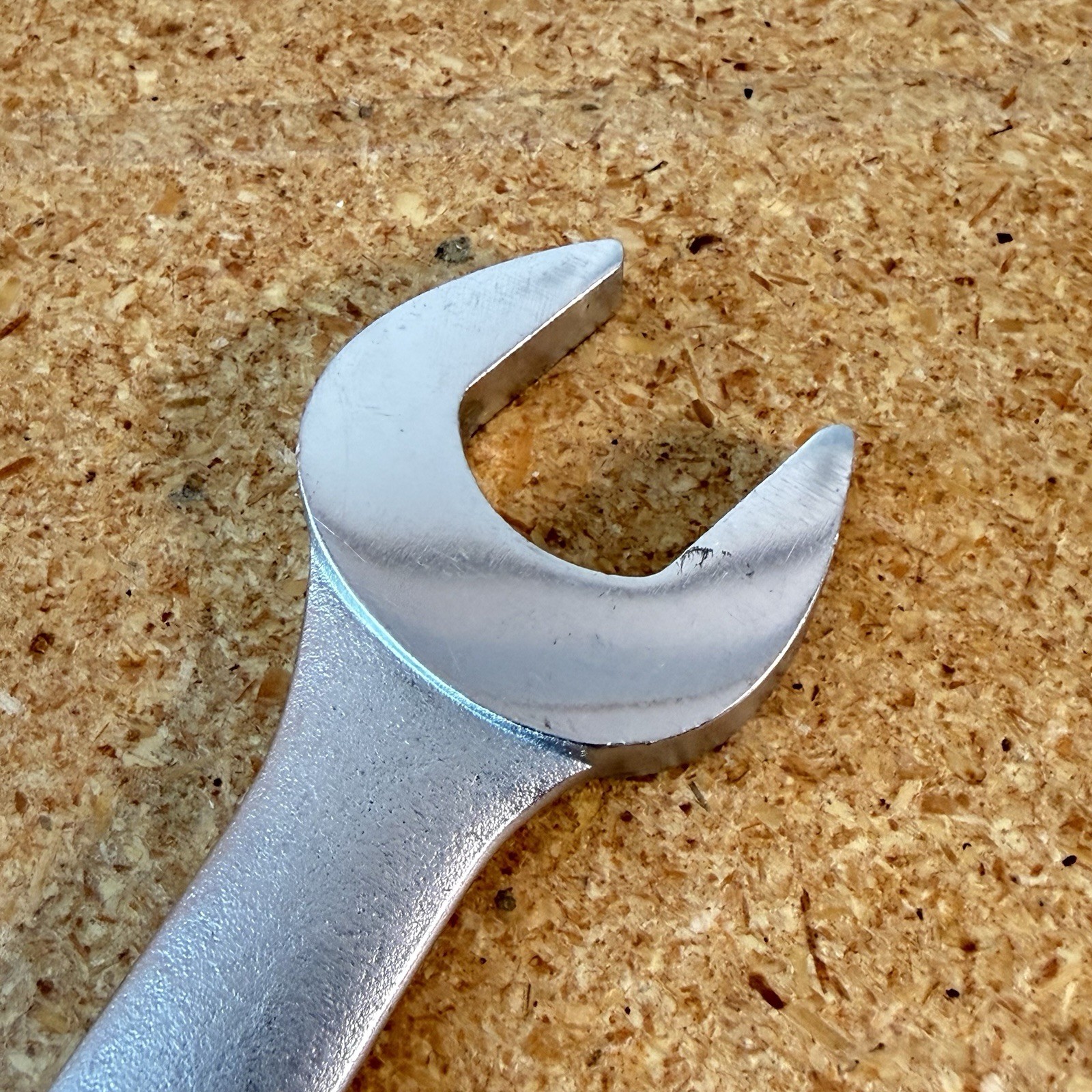 Craftsman Tools USA – 24mm 12 Point Combination Wrench Metric – V-42923