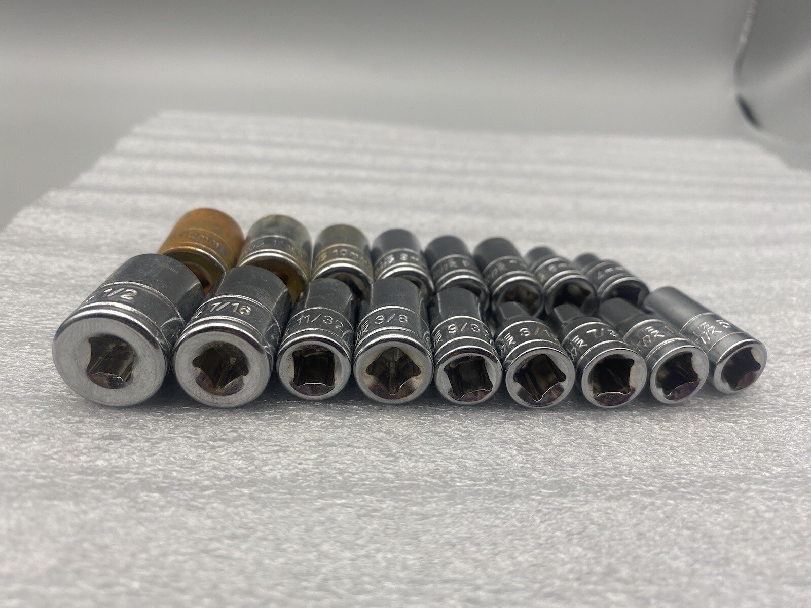 Blue hawk 6 Point Mix Lot of 17 SAE & Metric Socket Set different Sizes *READ