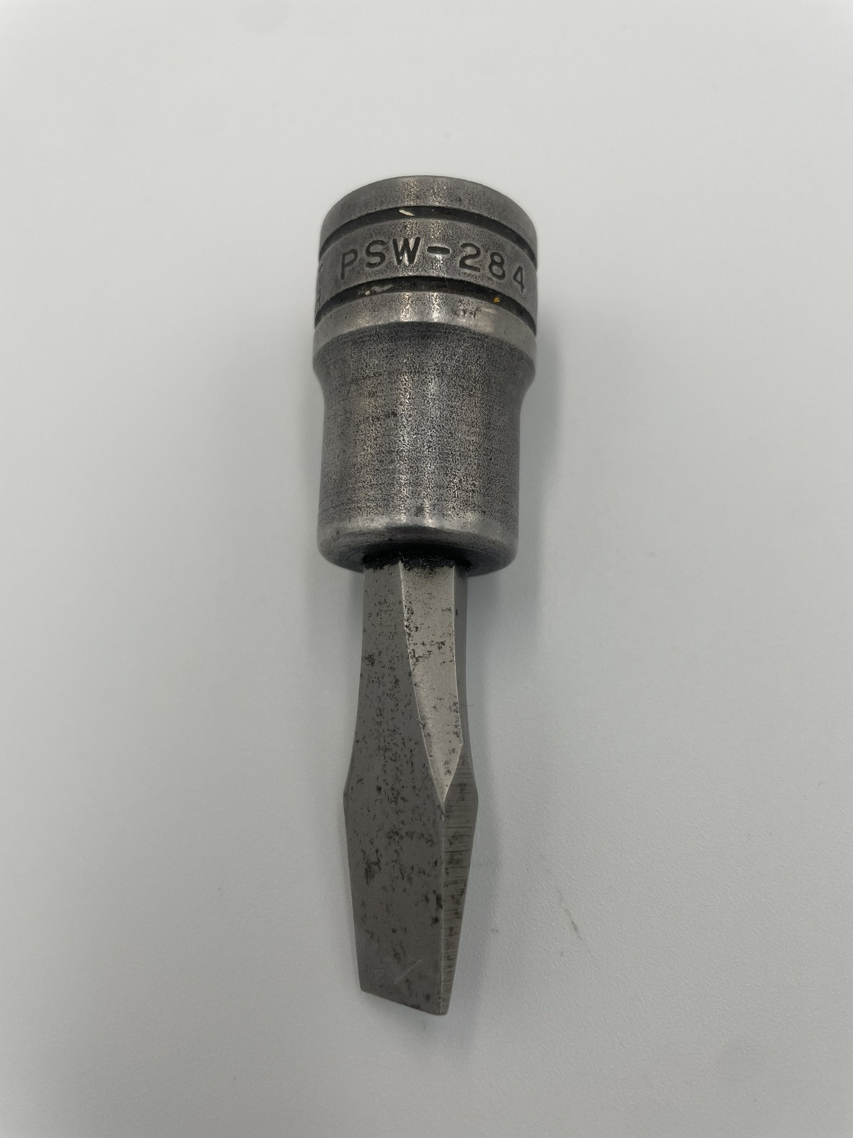 SNAP-ON TOOLS MODEL No. PSW-284 Standard Flat Screwdriver 1/2″ DR. IMPACT SOCKET