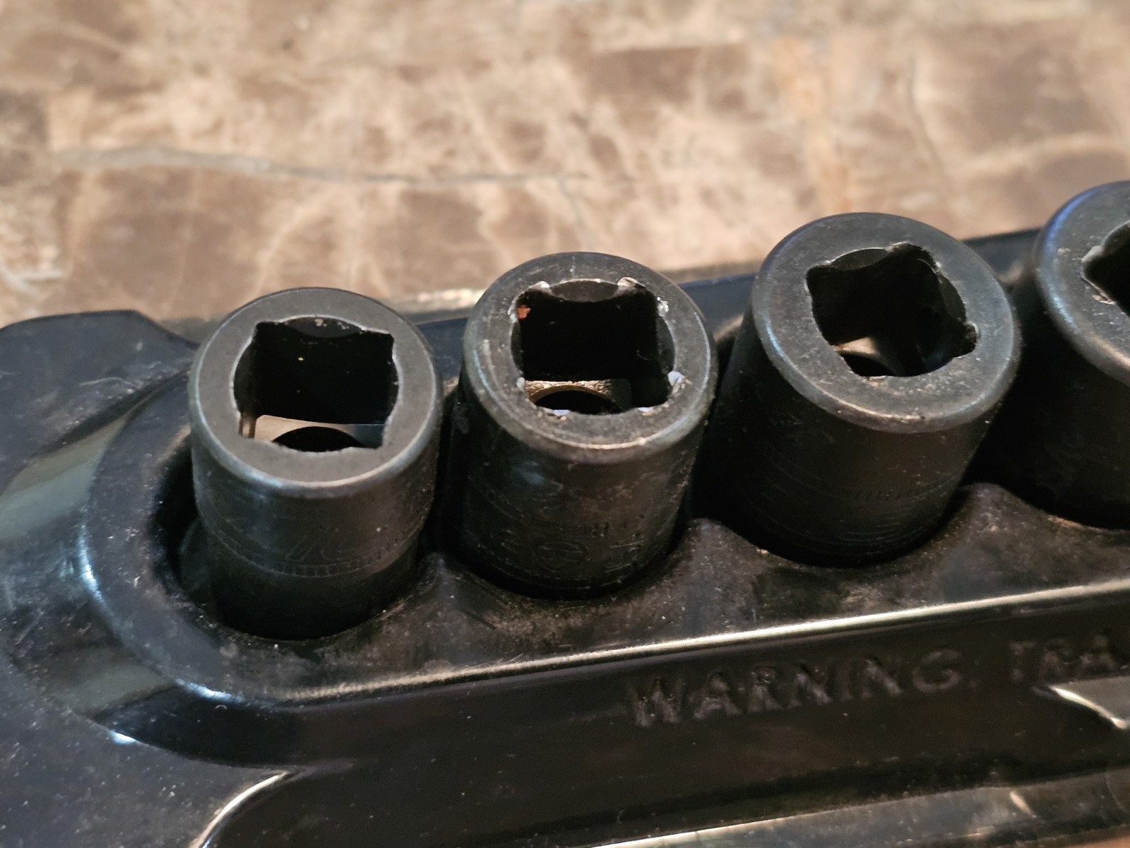 Snap On IMDFM 3/8″ Drive 12pt Semi Deep Impact Socket Set – Metric – 10MM-18MM