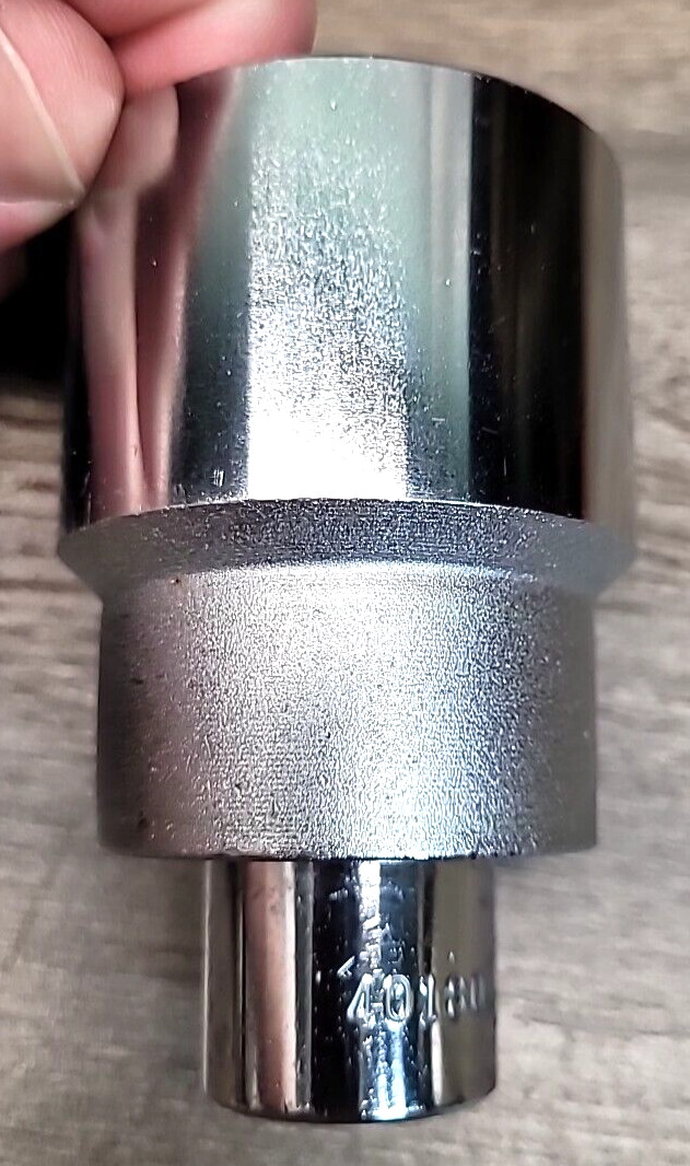 True-Craft 1-1/2″ Jumbo Socket 3/4″ Drive 12pt. # 61248+ Adaptor Made in Japan