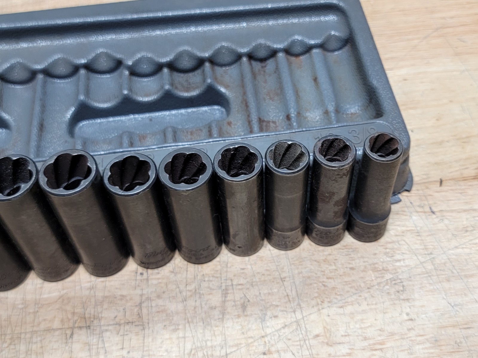 Blue-Point 3/8″ Drive DEEP Metric & SAE TWIST Impact Socket Set 213TSFSYA