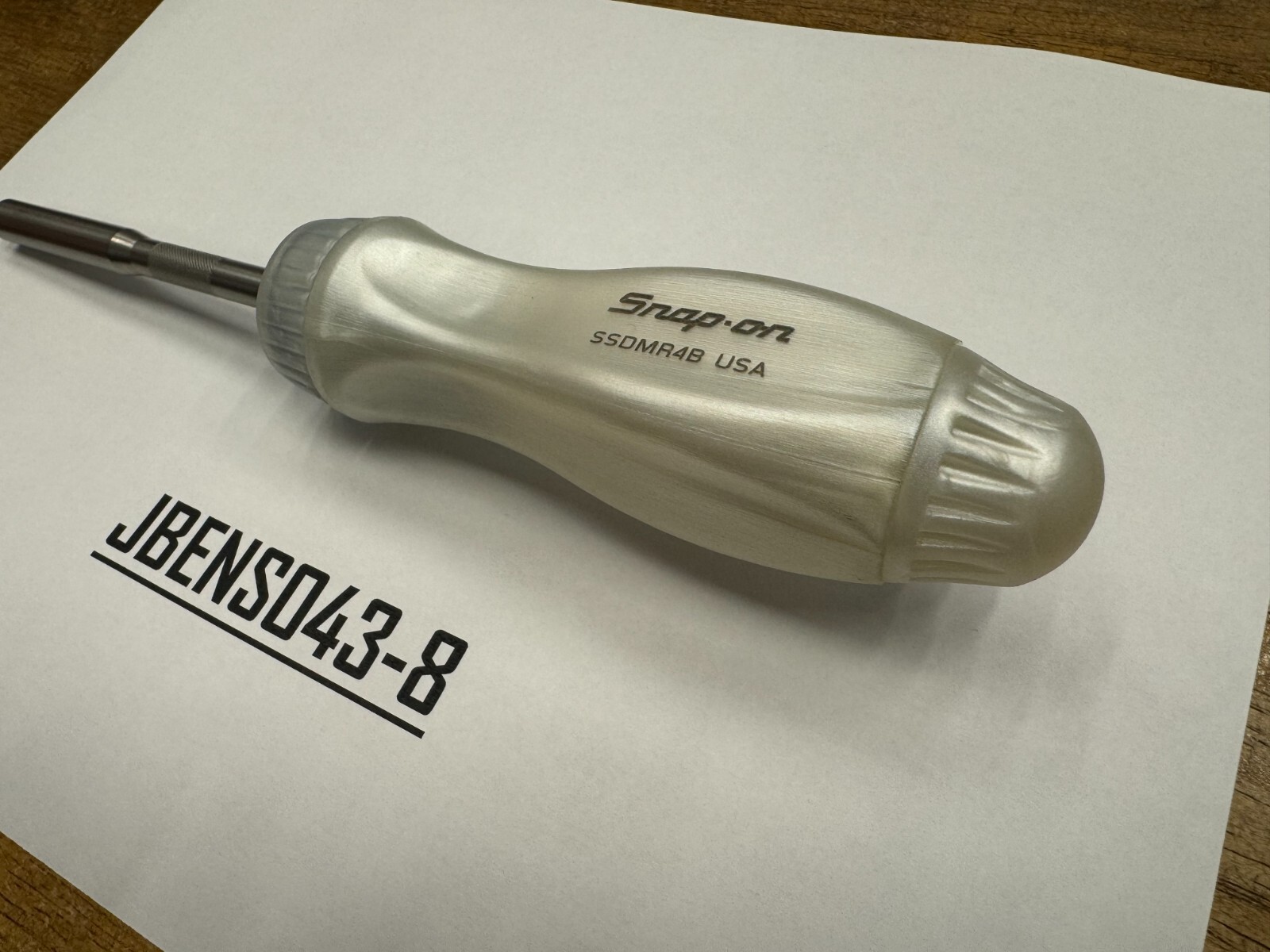 Snap-on Tools NEW PEARL WHITE Hard Grip Ratcheting Screwdriver No Bits SSDMR4BPW