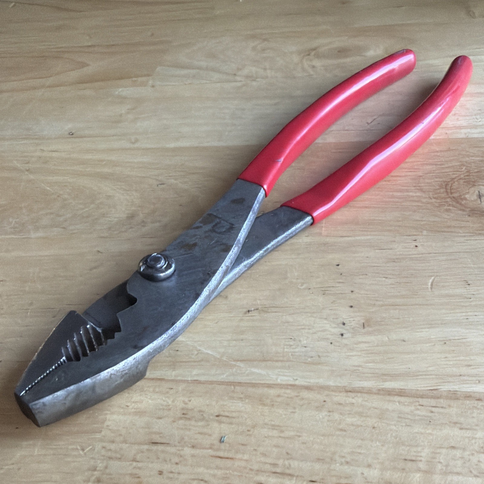 Mac Tools 10″ Adjustable Slip Joint Pliers Red Handle P301950 READ!