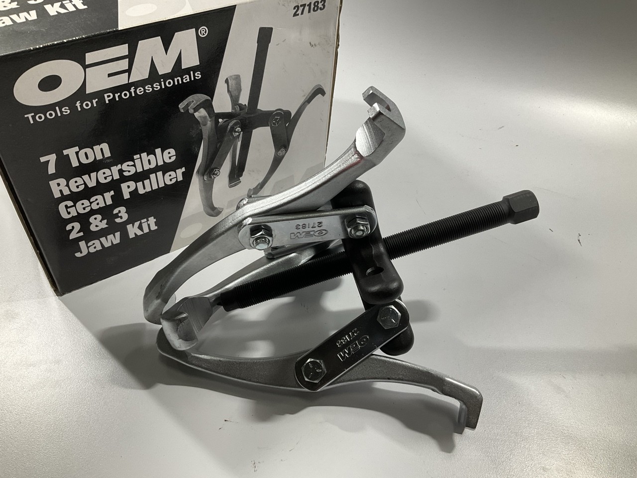 OEM Tools 27183 Reversible Puller, 2 & 3 Jaw, 7-Ton, 7″ Spread