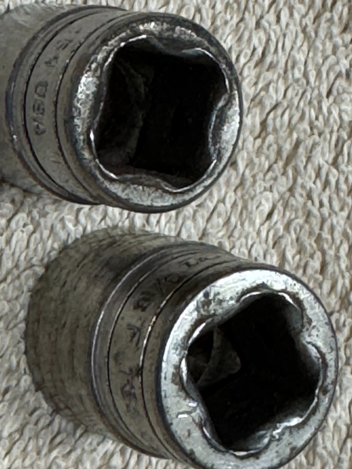 Snap On 3/8″ Drive 12PT SAE Shallow Chrome Sockets F161 1/2″ and F181 9/16″