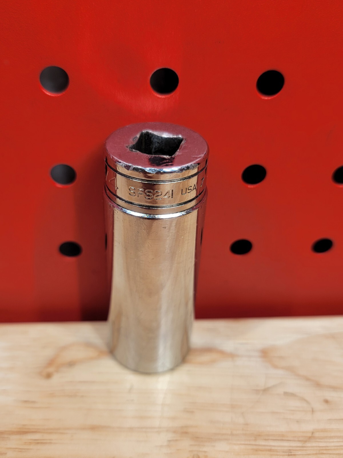 Snap-on Tools SFS241 3/4″ SAE 3/8″ Drive Deep 6-Point Chrome Socket USA
