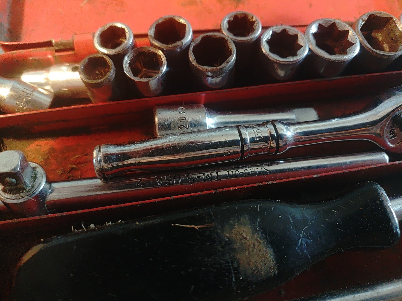 Snap On Tools 1/4 Drive Socket Set W/ Metal Box 19 Piece Set KRA-255 Dated 1963