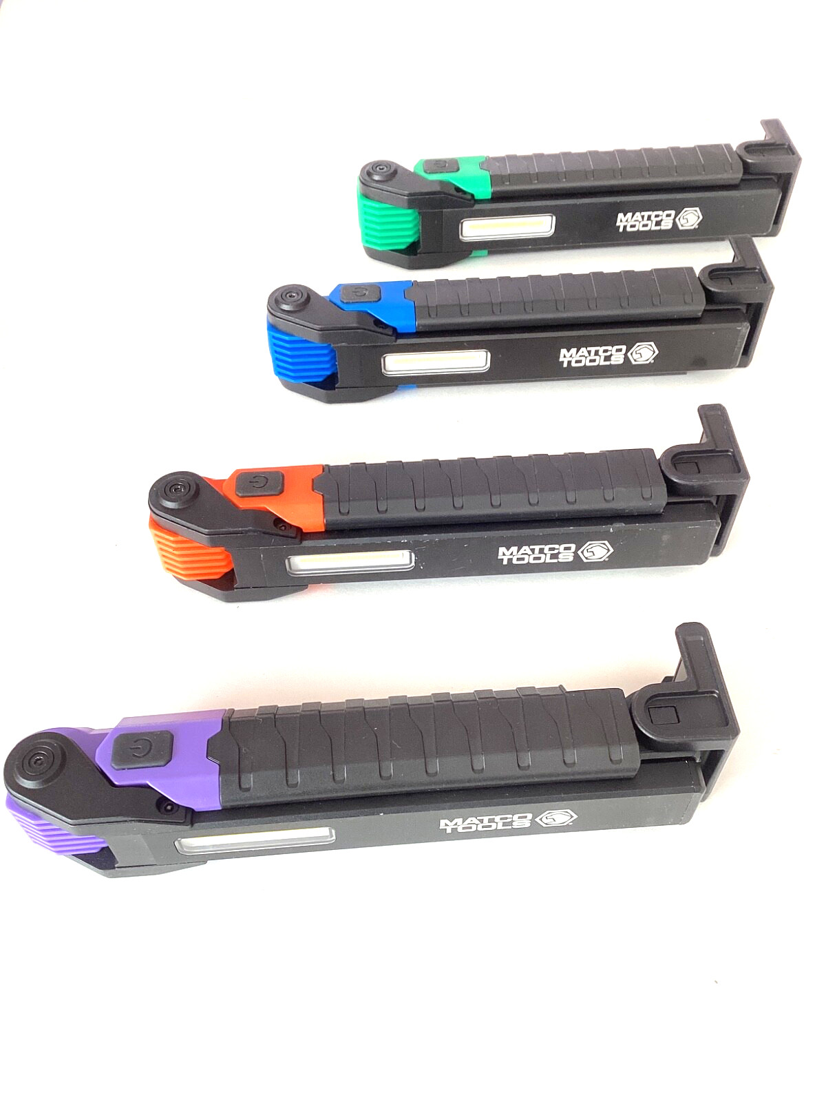Matco Tools Cordless Work Light With Snap Lock Pivot Base 950 Lumens REAL NICE