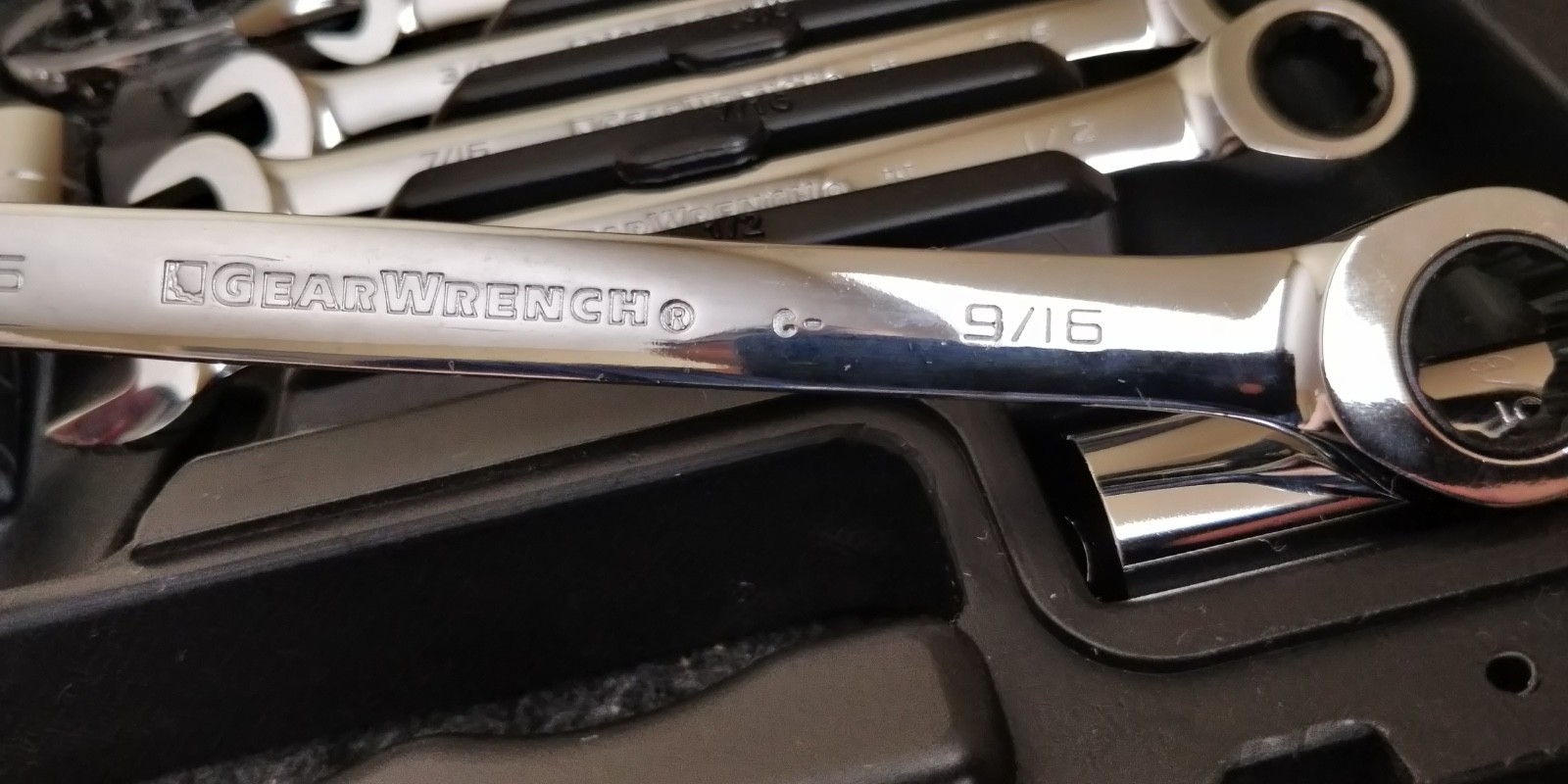 GEARWRENCH wrench and socket set ~ ratcheting wrenches 3/8″ drive metric + inch