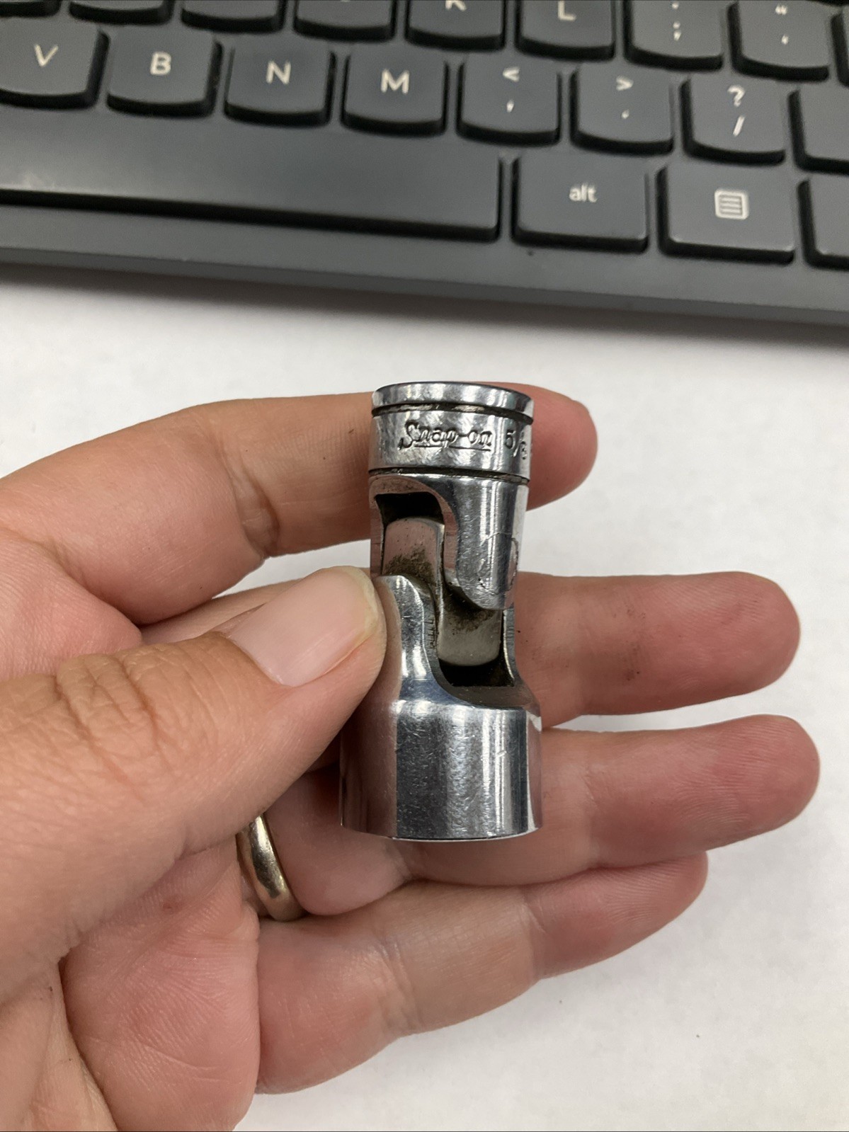 Snap-on FS20A 3/8″ Drive 5/8″ 6 Pt. Universal Swivel Socket Chrome 240506