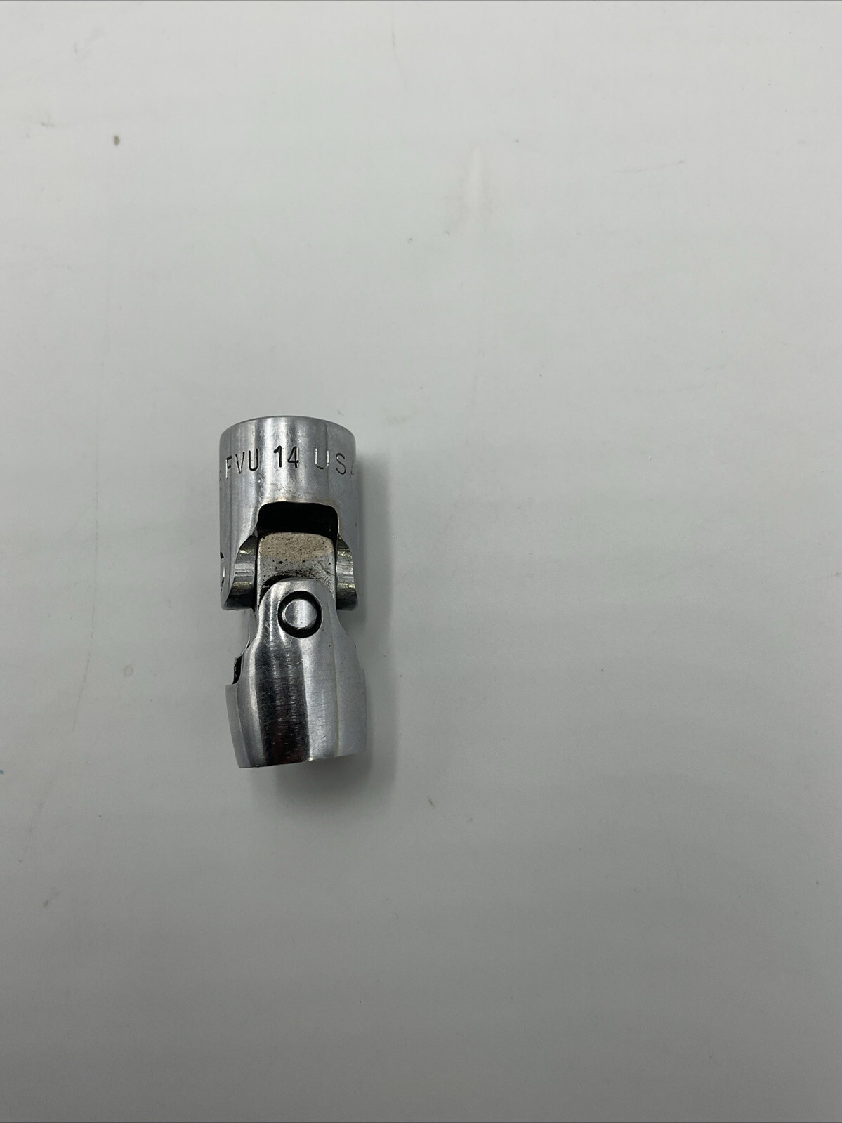 Snap-on 3/8″ Drive 12 Point 7/16” Shallow Swivel Socket SAE FVU14 USA !!! S1