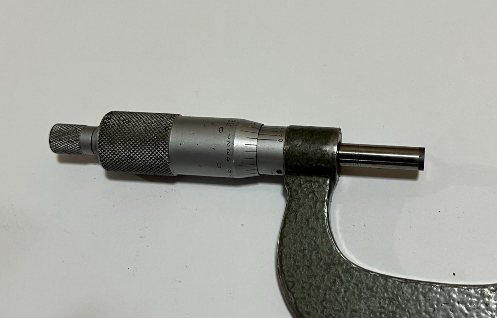 Mitutoyo 1″ – 2″ Outside Micrometer Gauge 5210-243-2933 in Box Caliper Japan