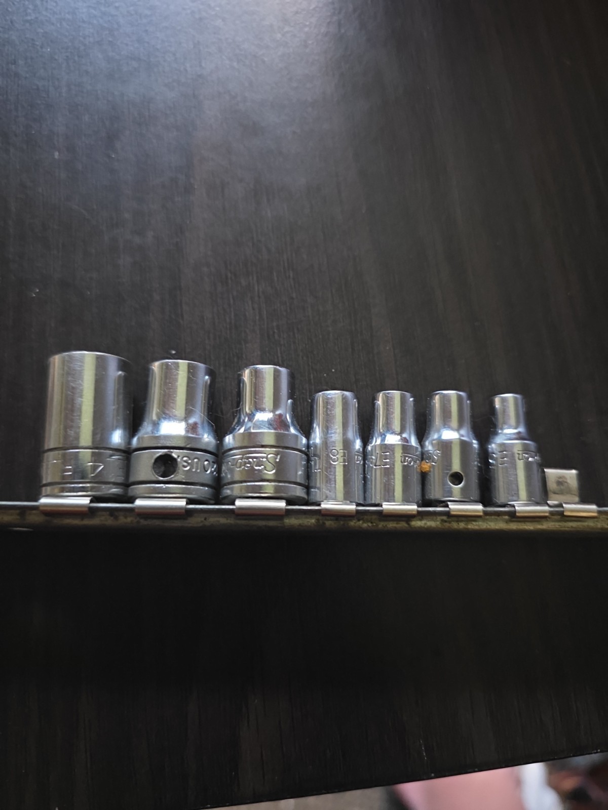 Used Snap-On TORX© Fastener Sockets 1/4″ & 3/8″ Drive TLE50-TLE80 FLE100-FLE180