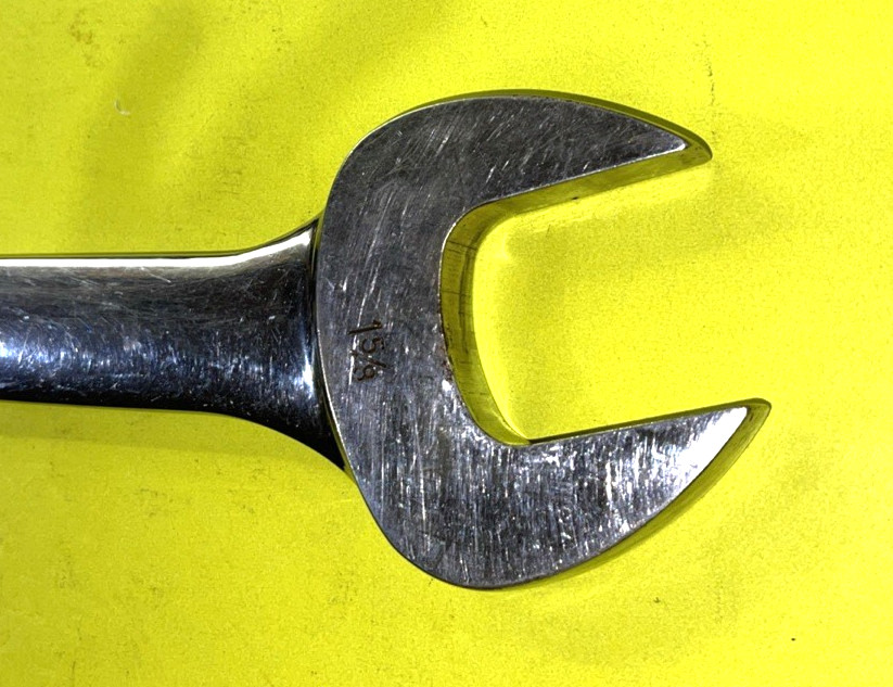 SNAP-ON TOOLS SAE. 1-1/2 / 1-5/8 OPEN END WRENCH 19 IN LONG SHIPPED FREE IN US