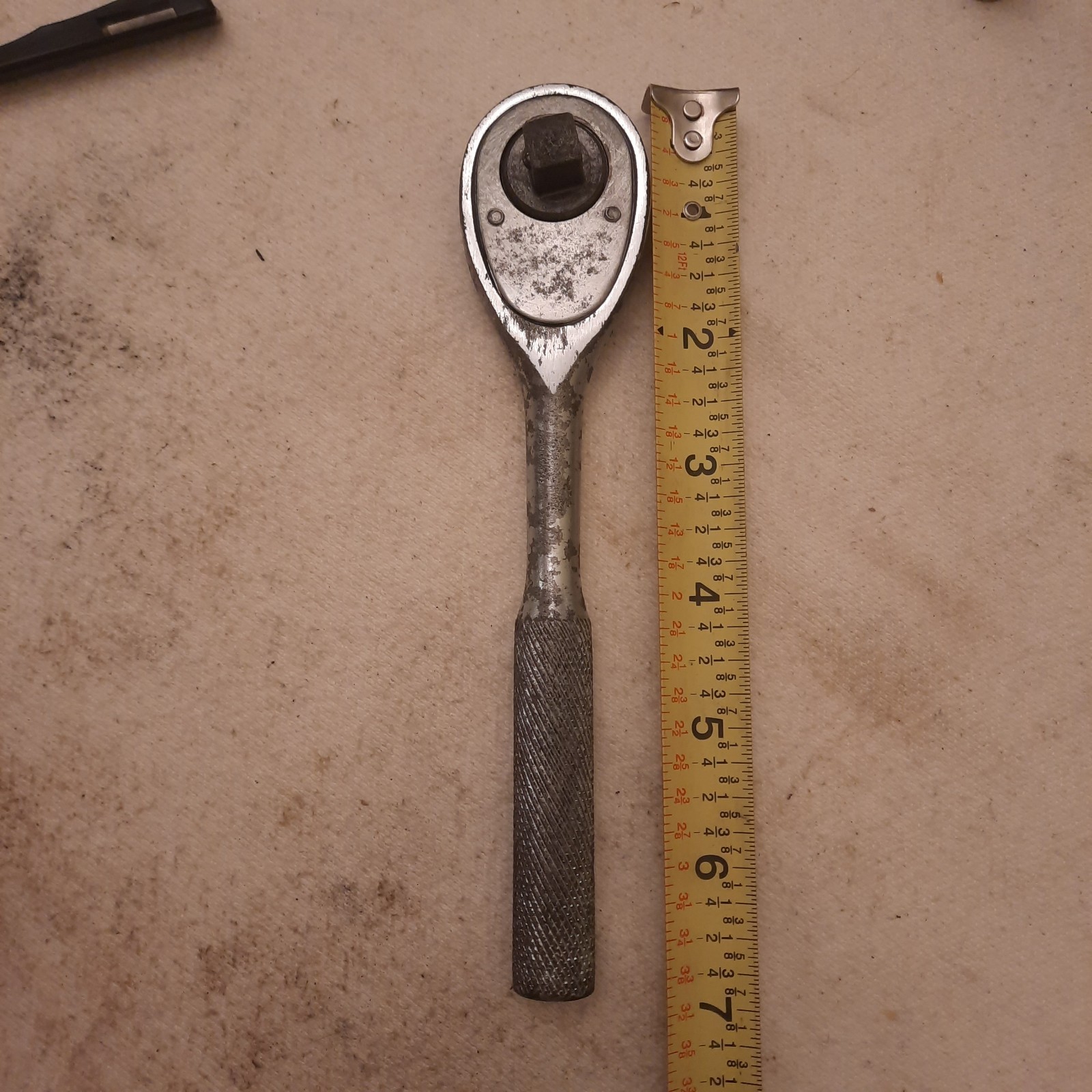 Vintage Fleet (Plvmb) (Penens) MFD 1261 3/8″ Drive Ratchet Knurled Handle. USA.