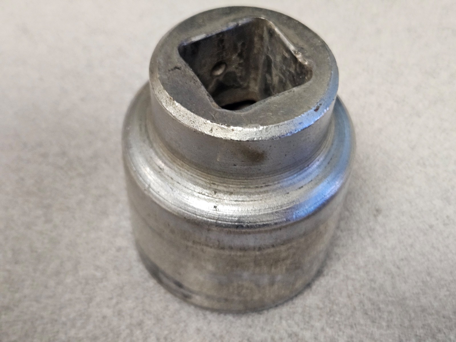 Vlchek 4246 vintage 3/4-inch drive socket 1-7/16-inch size