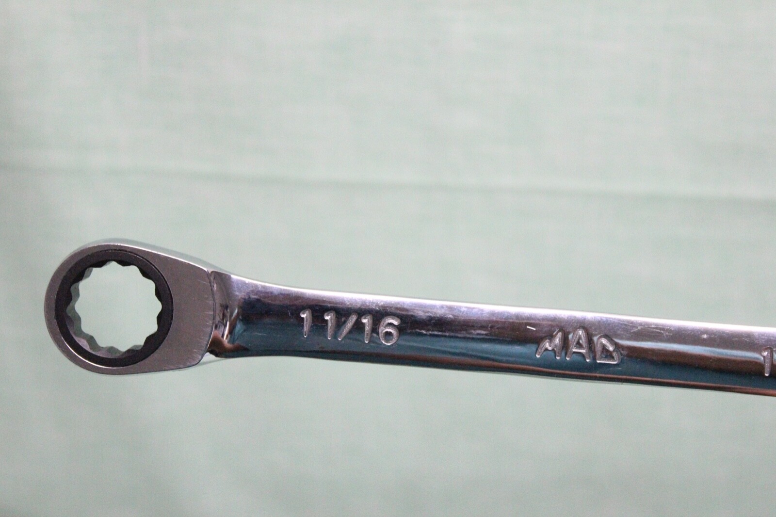 MAC TOOLS 11/16 Combo Wrench 12 Point 1m rw222k