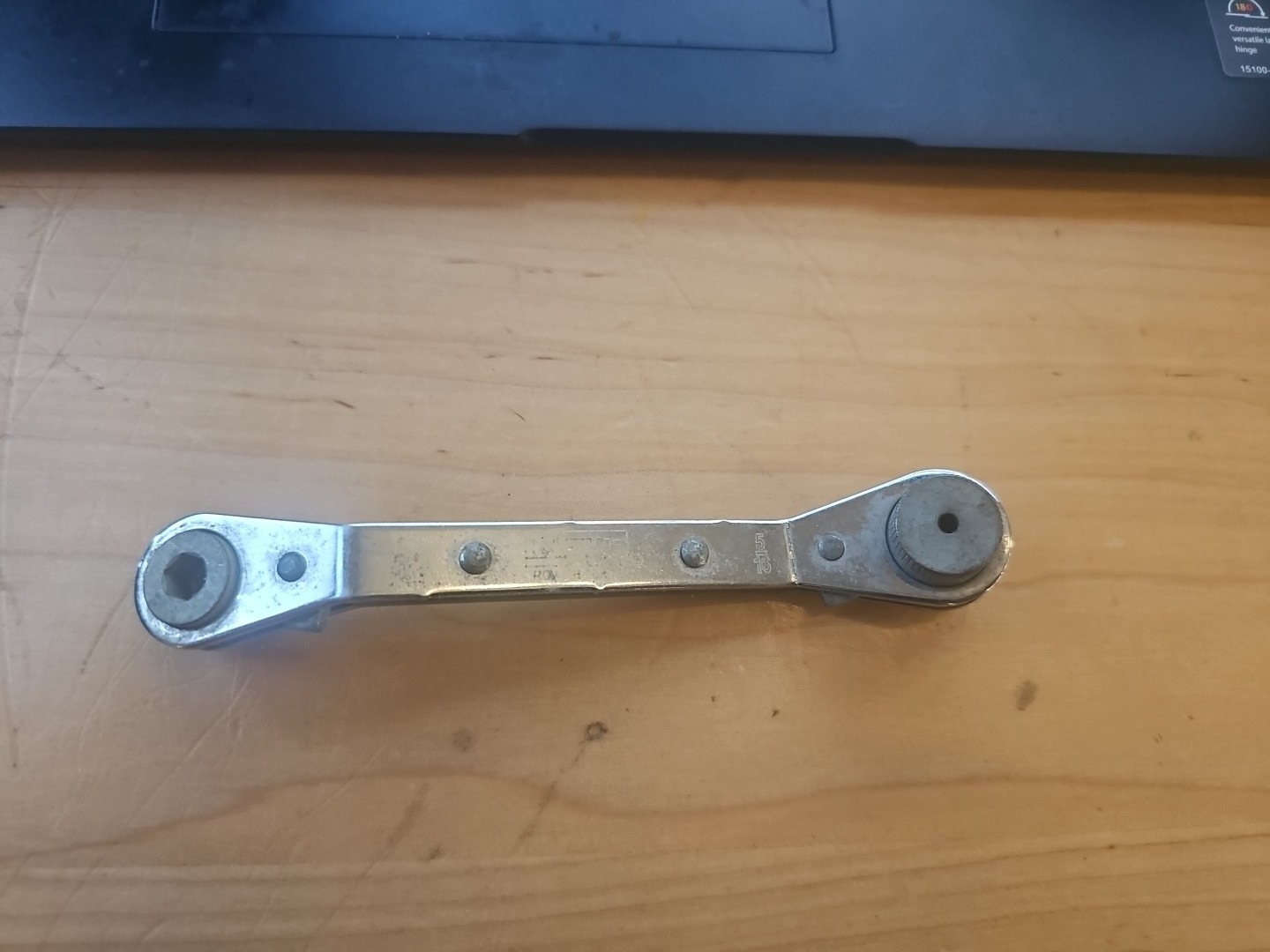 KASTAR Row-BIT0810 Offset Ratcheting Screwdriver 1/4″ Hold Wrench, Free Shipping