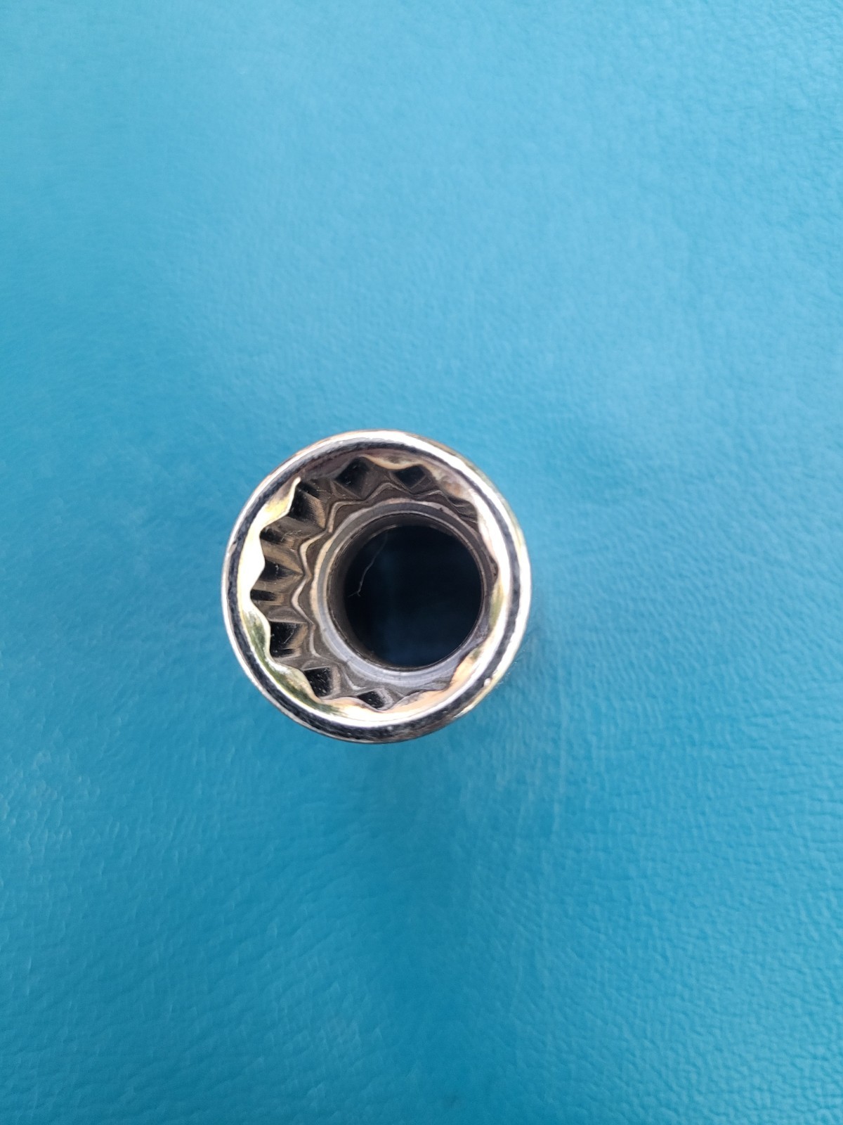 Craftsman -G-44236 Socket 15mm 12 Point 1/2″ Drive.
