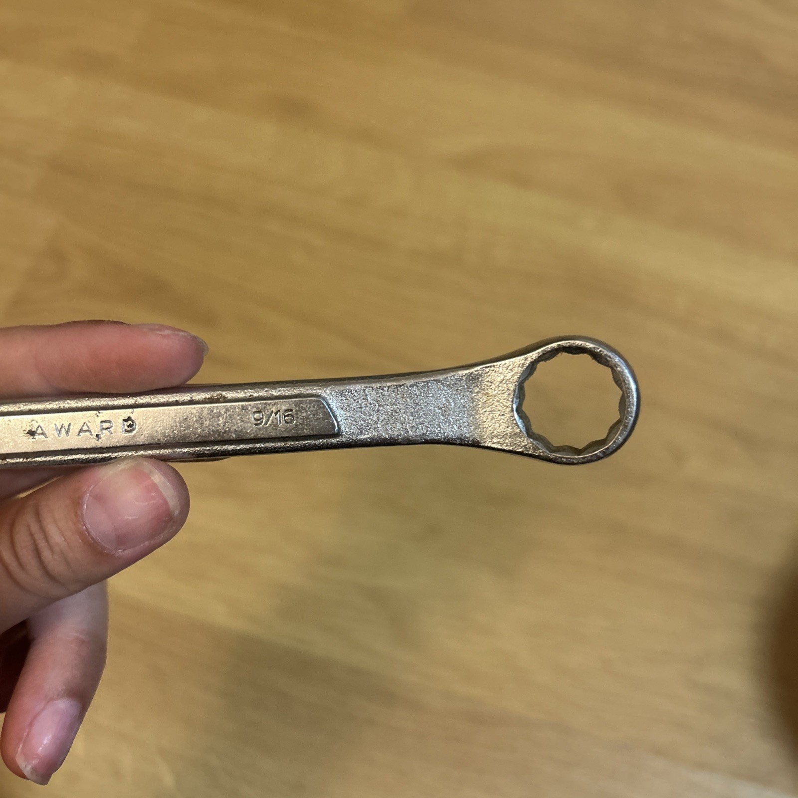 AWARD 9/16″ COMBINATION WRENCH open end x 12 POINT