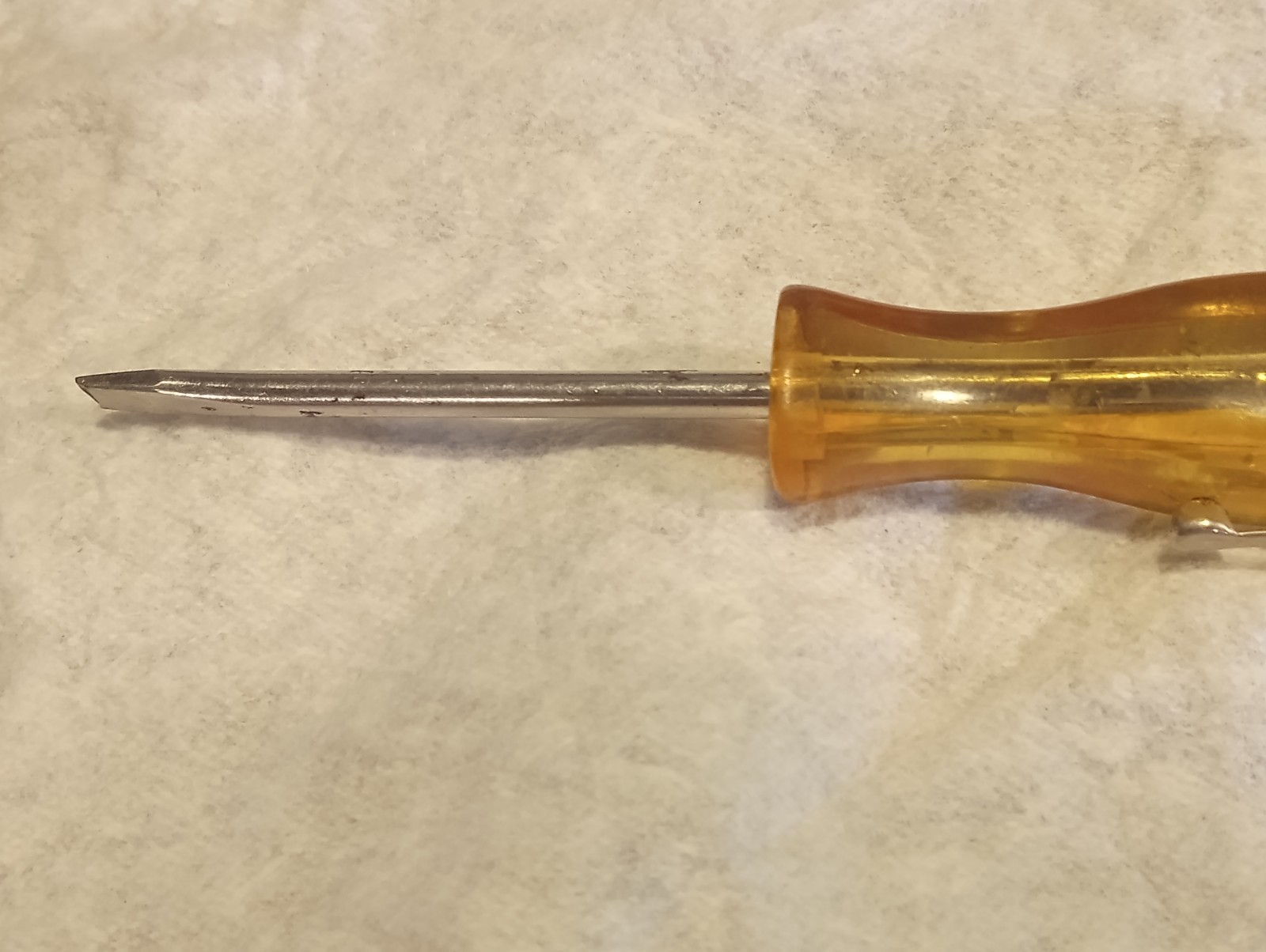 Snap-on SSD224 Flat Blade Screwdiver, With Pocket Clip, Hard to Find, Rare