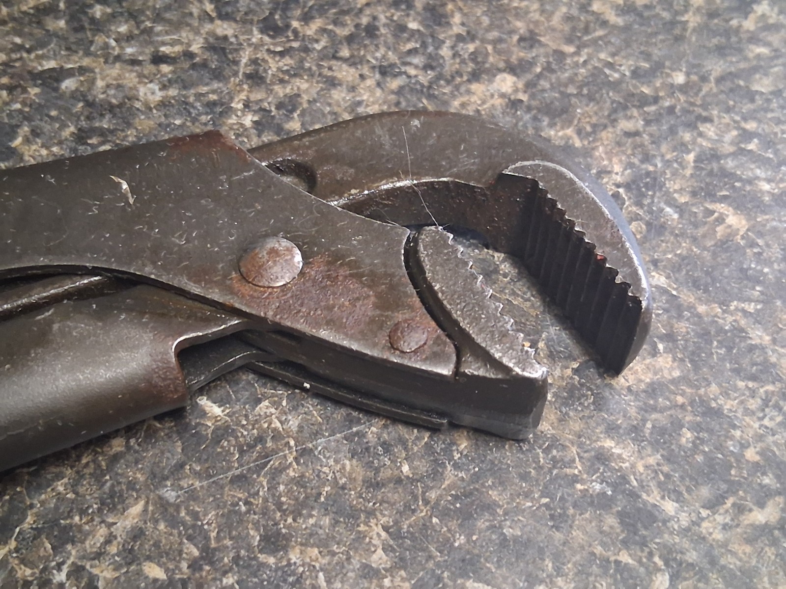 (RI4) Snap On PWZ2 Adjustable Locking Plier Wrench 17” Used