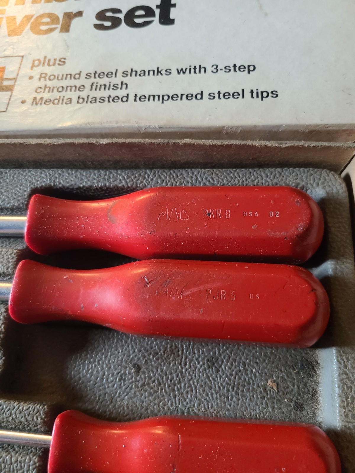 MAC Tools 7 pc Hard Handle Screwdriver Set – Red With Box One Broken Flathead.