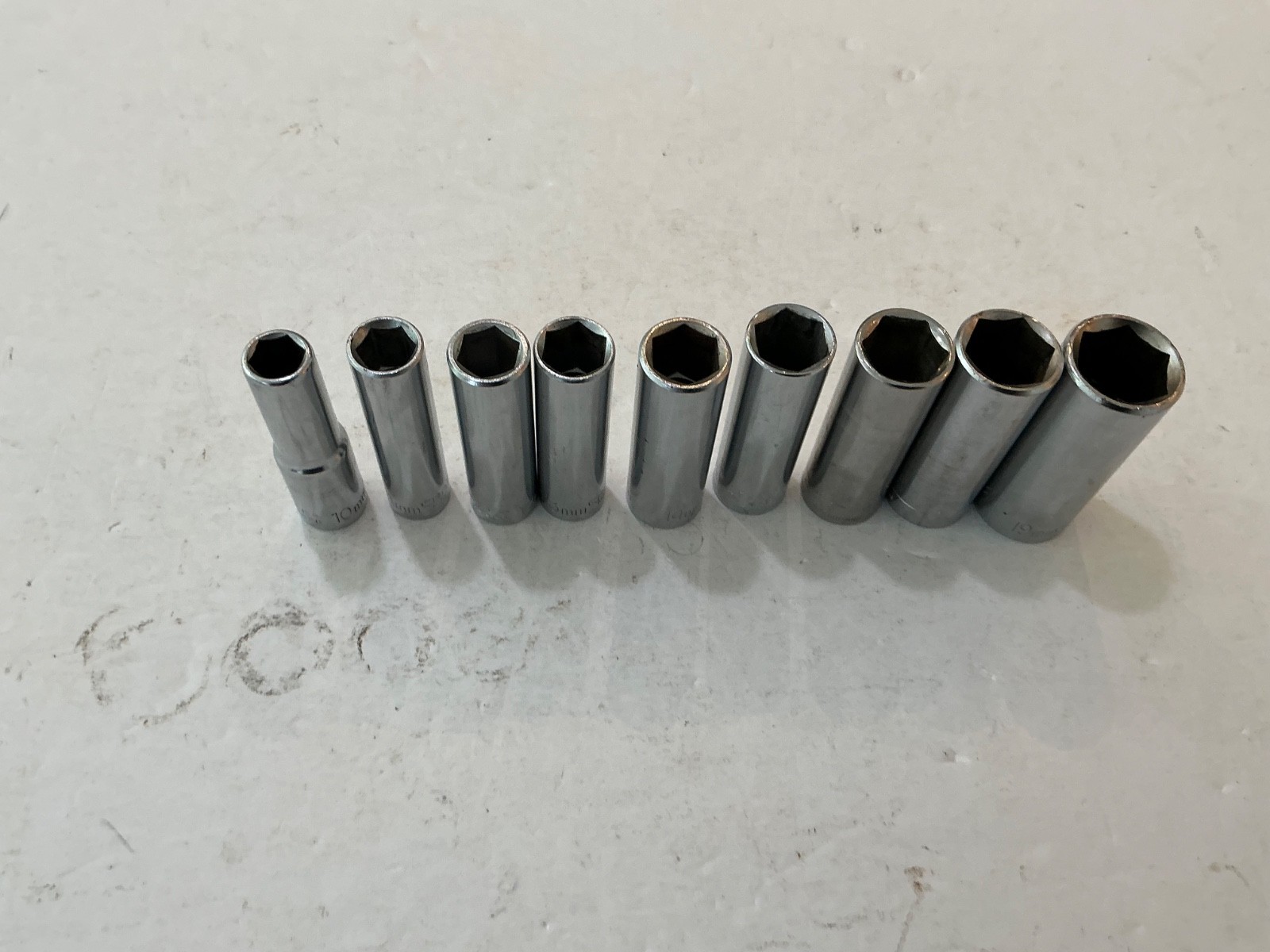 Vtg Craftsman USA 3/8″ Drive 9 pc Metric 10-19mm Deep Well 6 Pt Socket Set USA