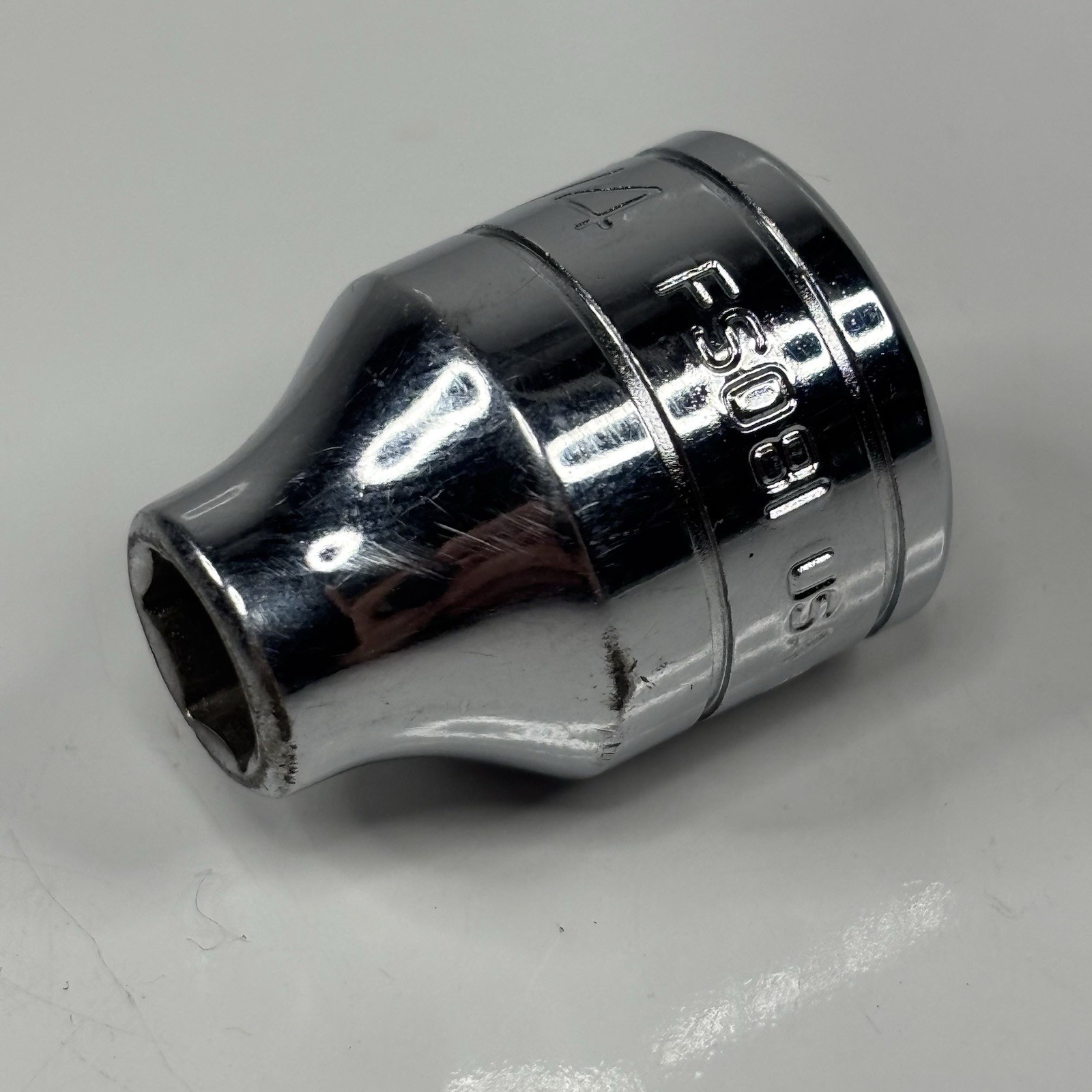 Snap On Tools FS081 3/8 Dr 6Pt SAE 1/4 Flank Dr Shallow Chrome Socket USA 1988