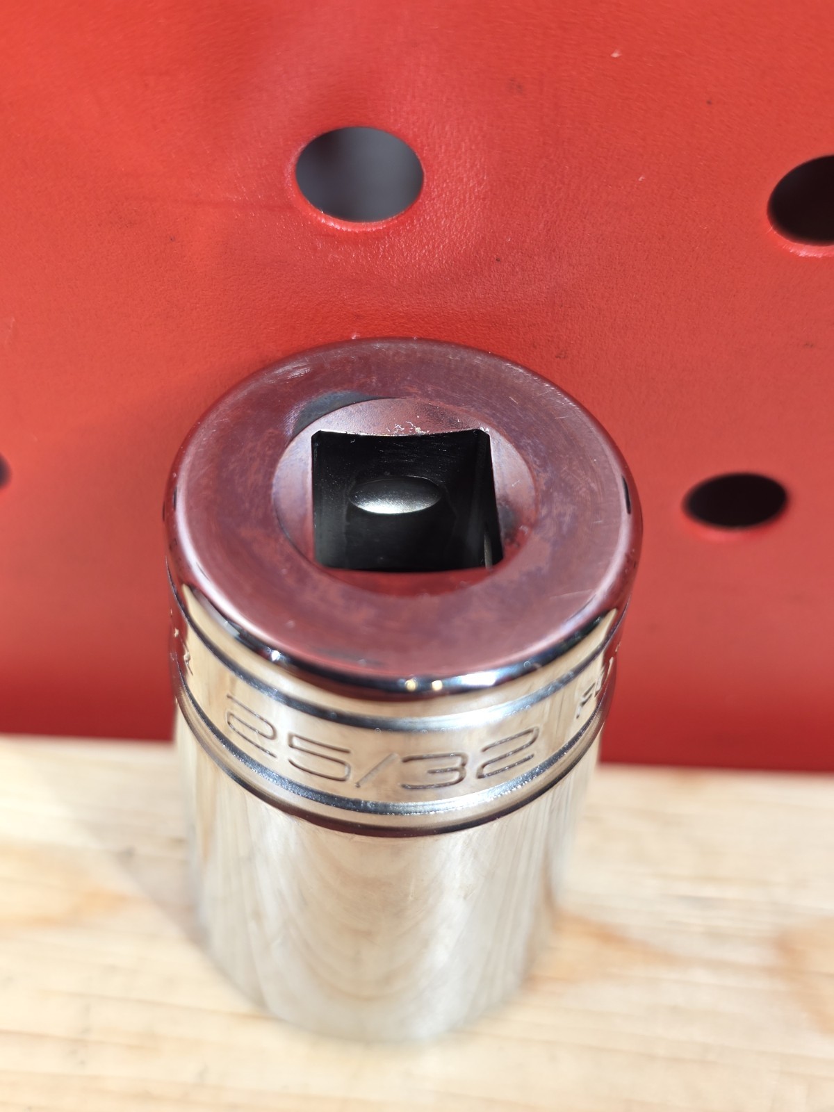 Snap-on Tools FDS251 25/32″ NICE 3/8″ Drive 12-Point SAE Semi-Deep Chrome Socket